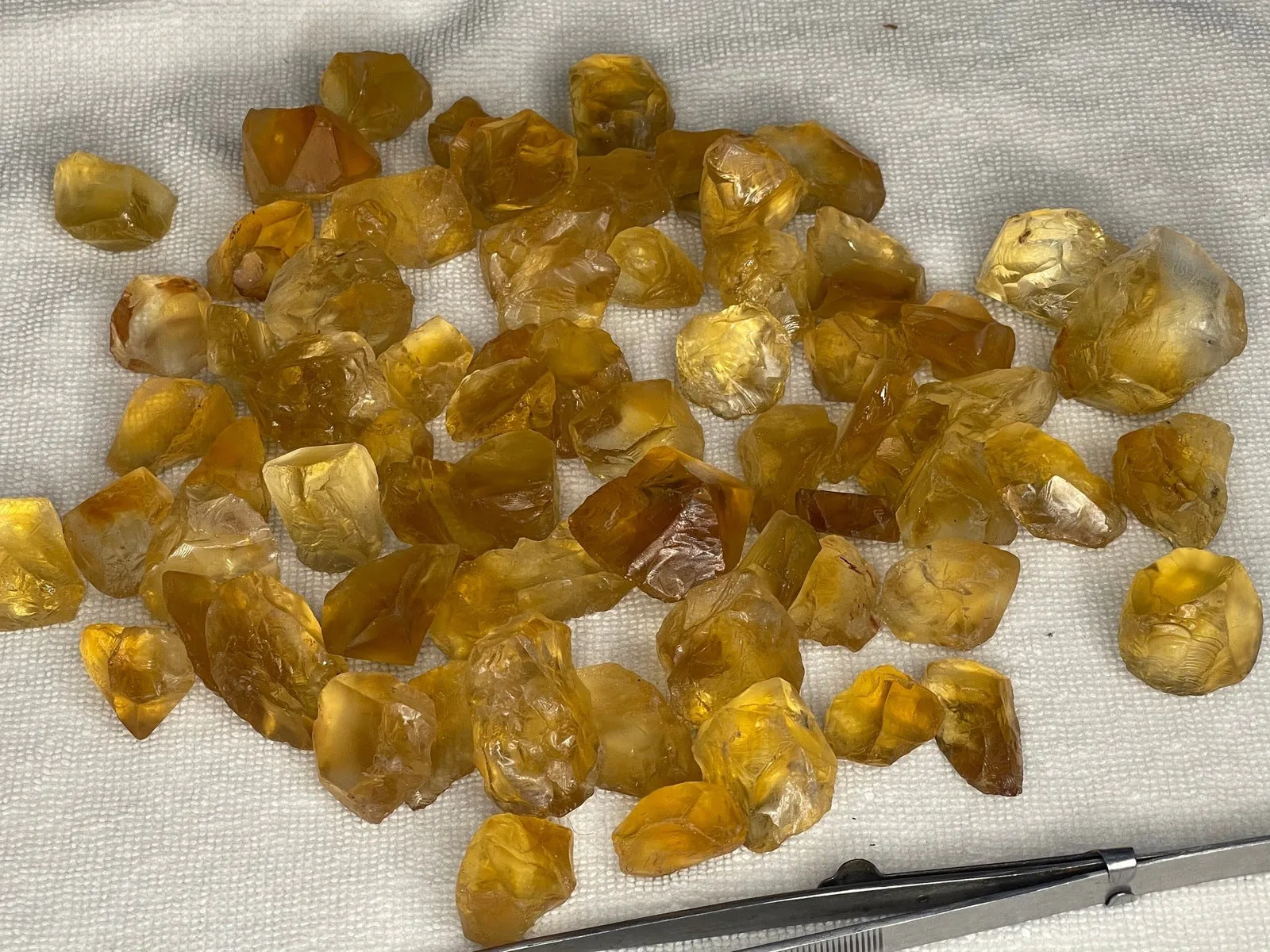 1 Killo Gram Raw Citrine Gemstone for Faceting
