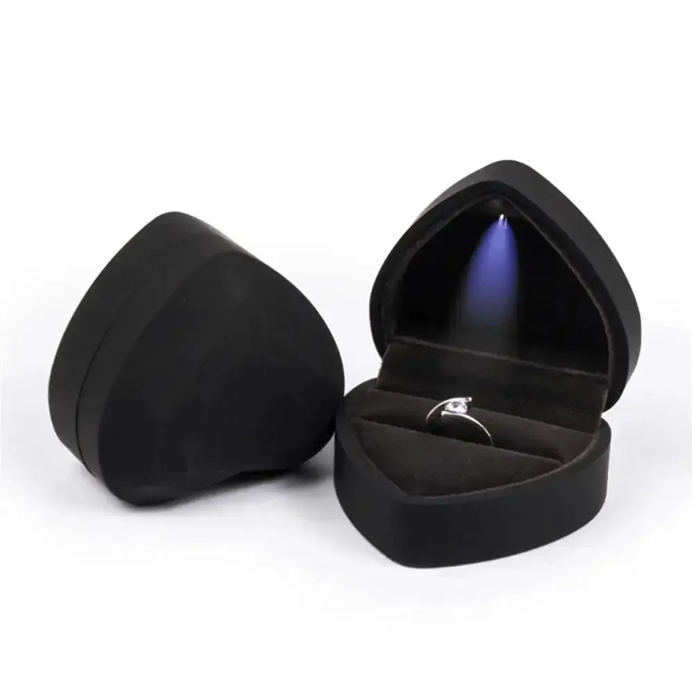 1 Pcs LED Jewelry Ring Box Luxury Rubber Necklace Pendant Gifts Display For Proposal Engagement Wedding