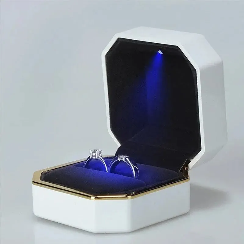 1 Pcs LED Jewelry Ring Box Luxury Rubber Necklace Pendant Gifts Display For Proposal Engagement Wedding