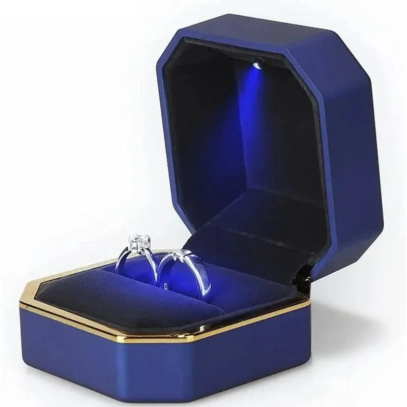 1 Pcs LED Jewelry Ring Box Luxury Rubber Necklace Pendant Gifts Display For Proposal Engagement Wedding