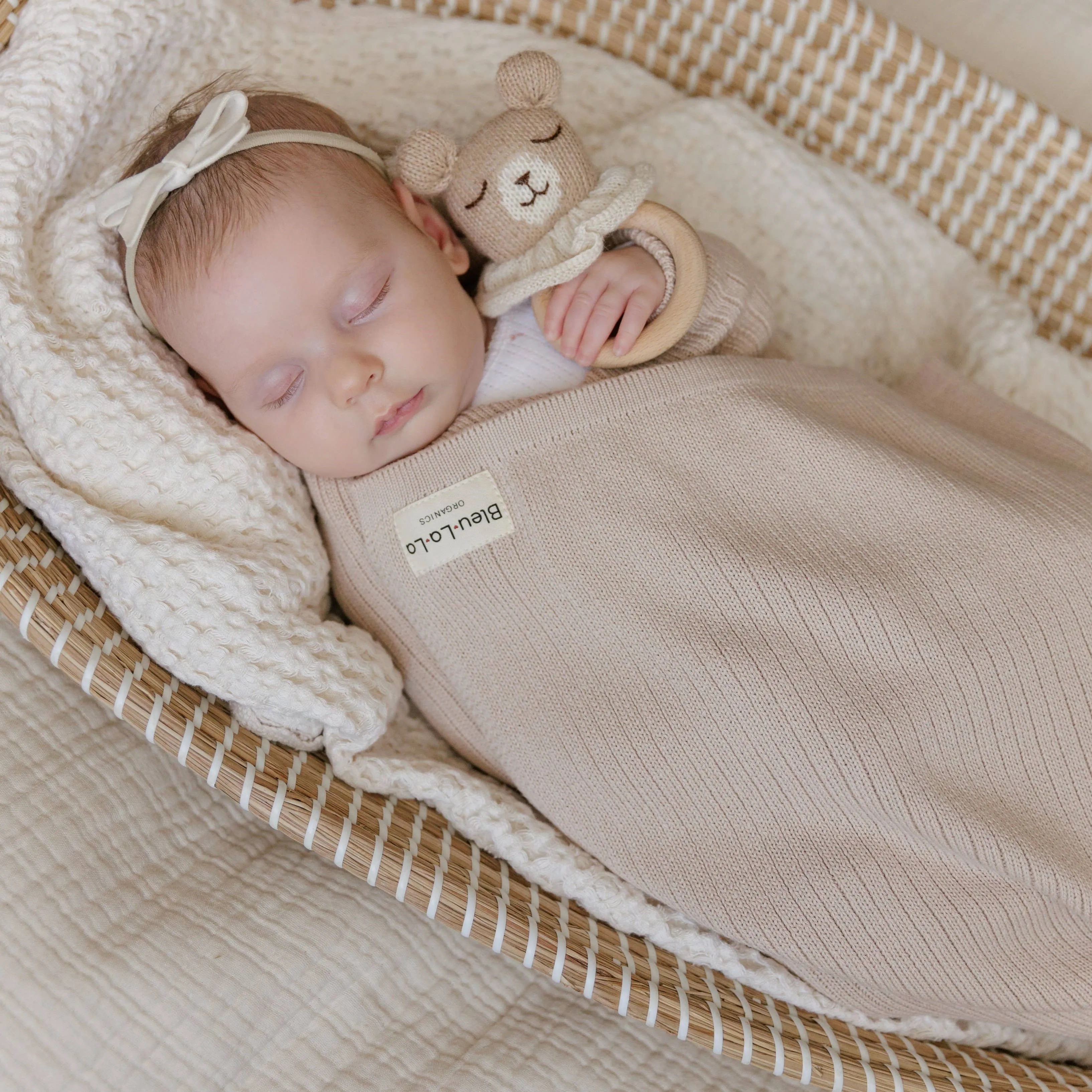 100% Luxury Organic Cotton Ribbed Baby Swaddle Blanket: Bubblegum