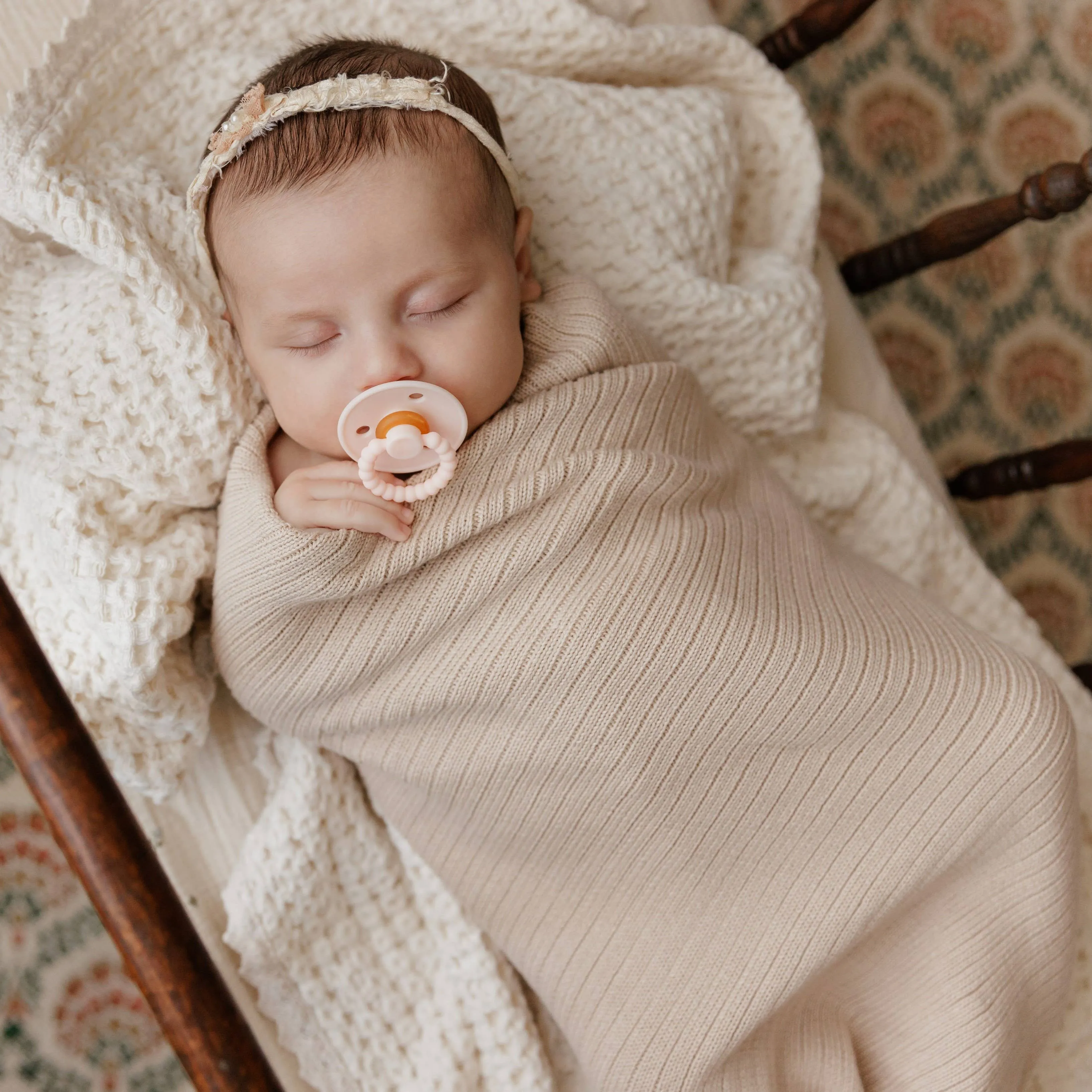 100% Luxury Organic Cotton Ribbed Baby Swaddle Blanket: Bubblegum