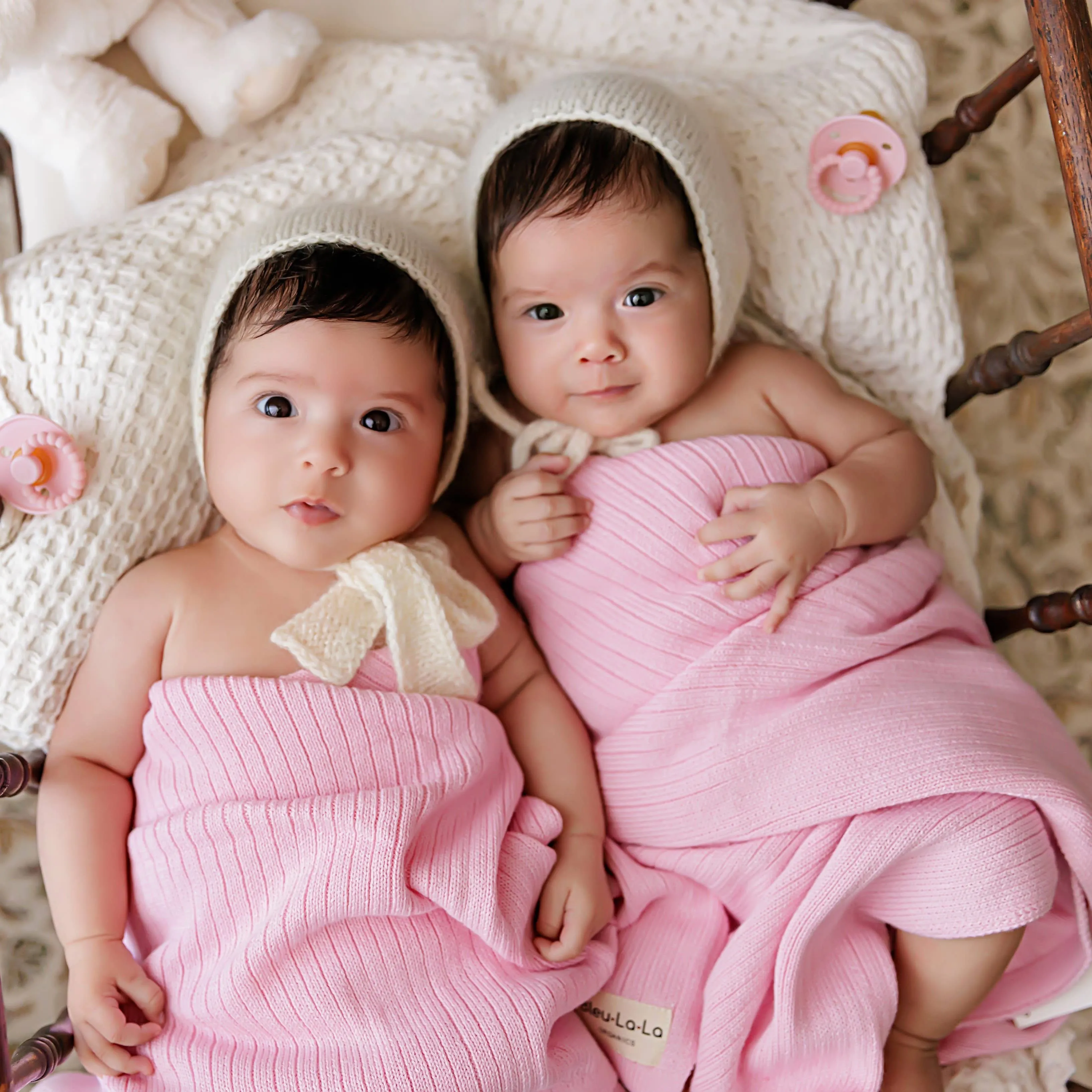 100% Luxury Organic Cotton Ribbed Baby Swaddle Blanket: Bubblegum