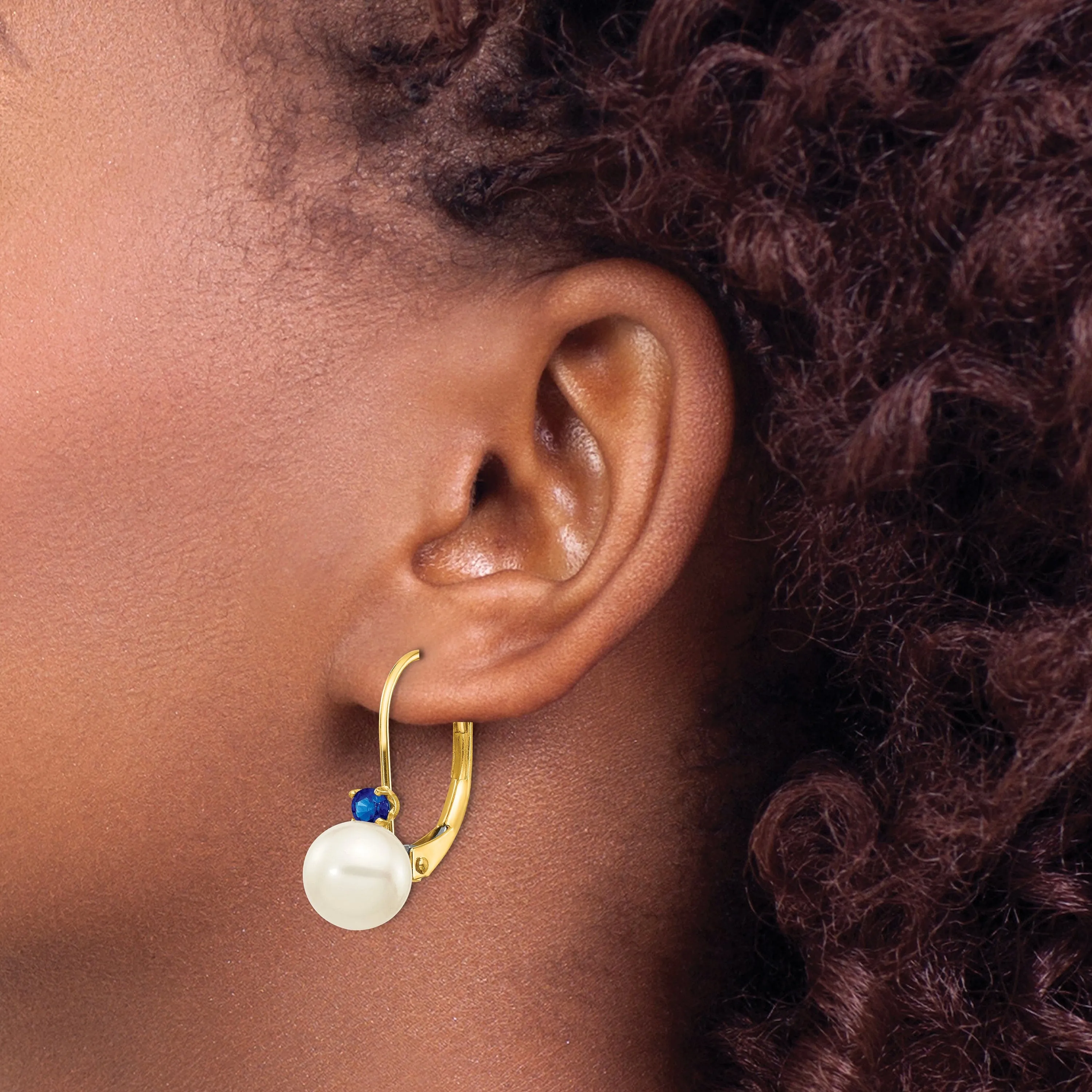 14k Yellow Gold Freshwater Pearl Earring