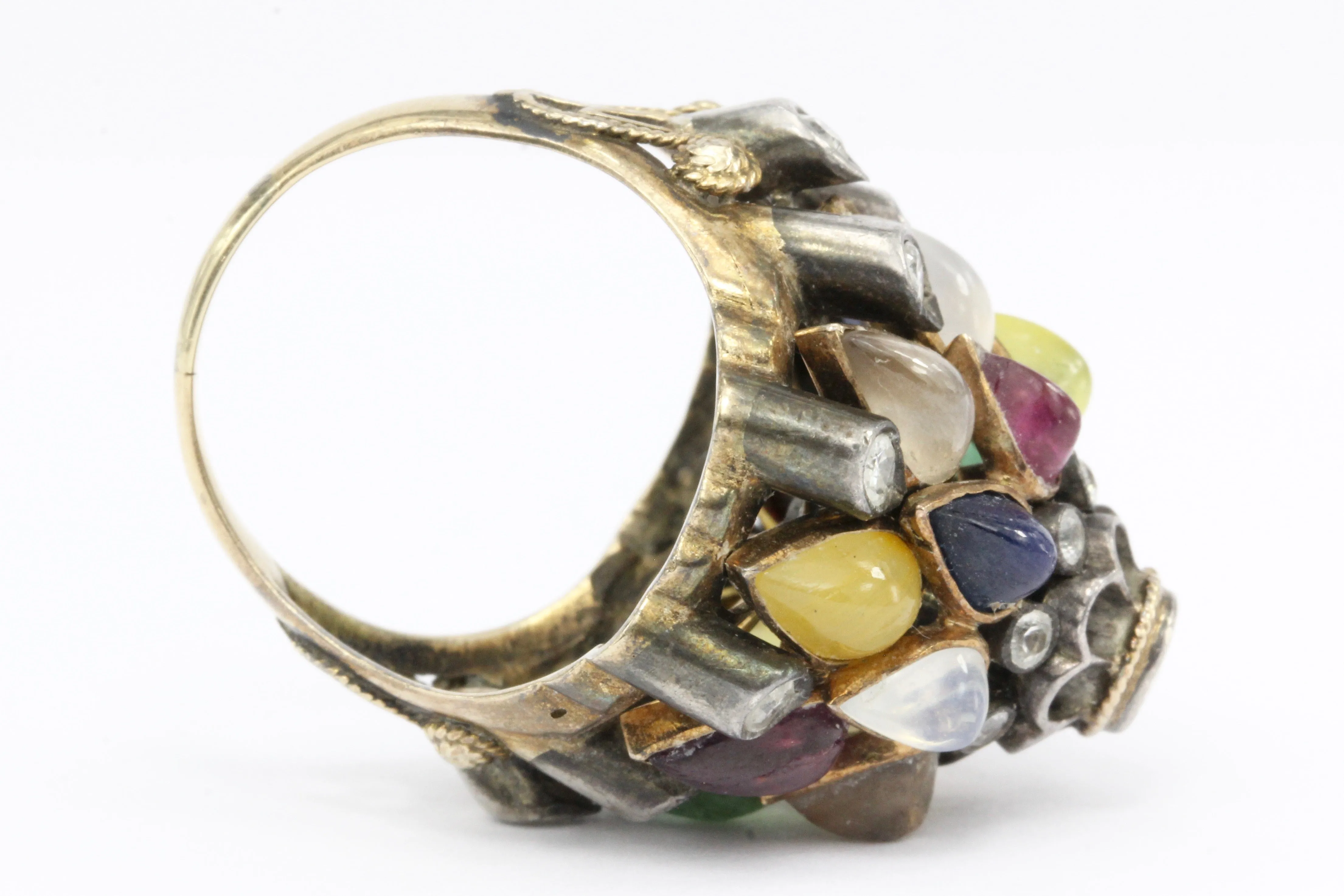 14K Yellow Gold Thai Princess Ring