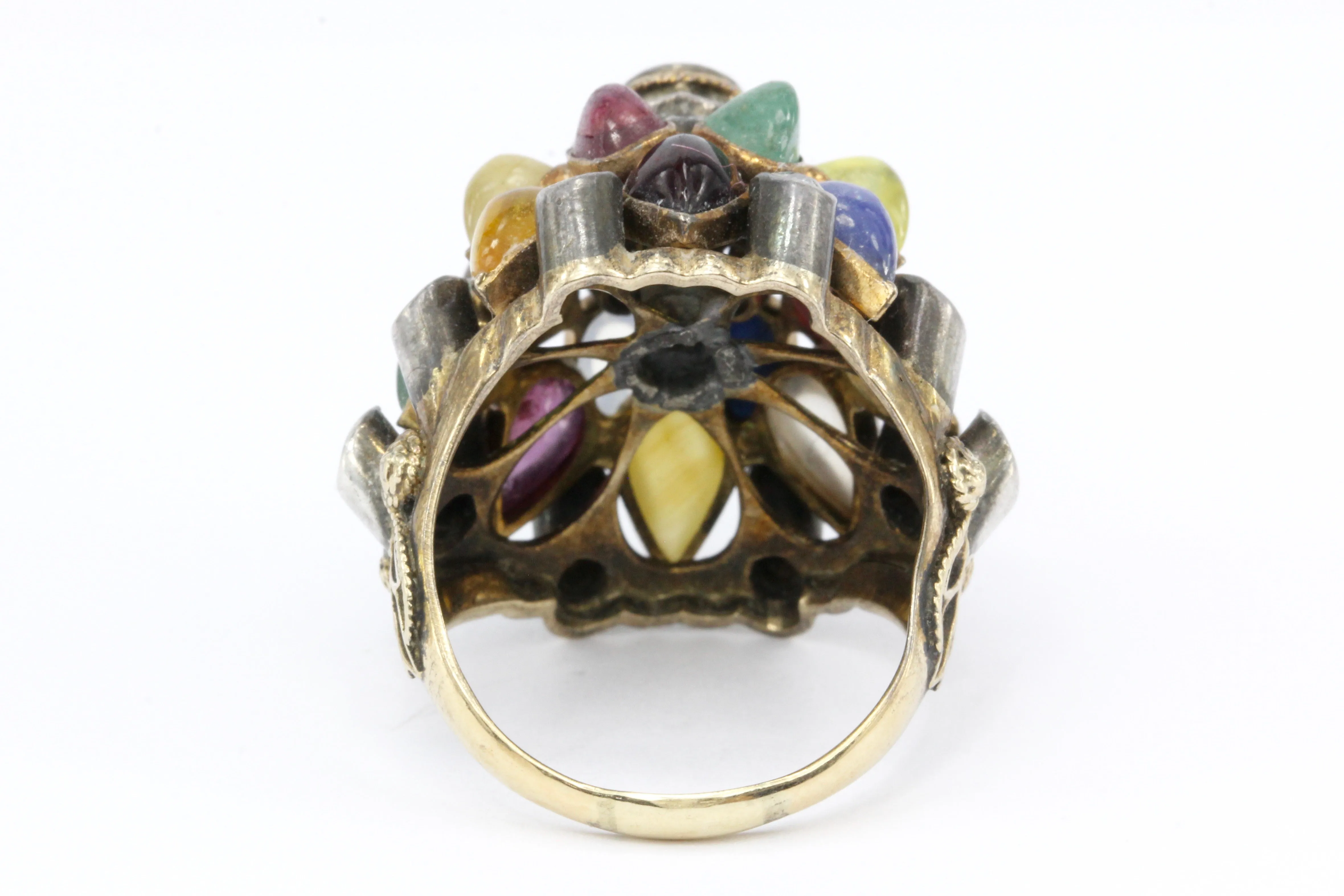 14K Yellow Gold Thai Princess Ring