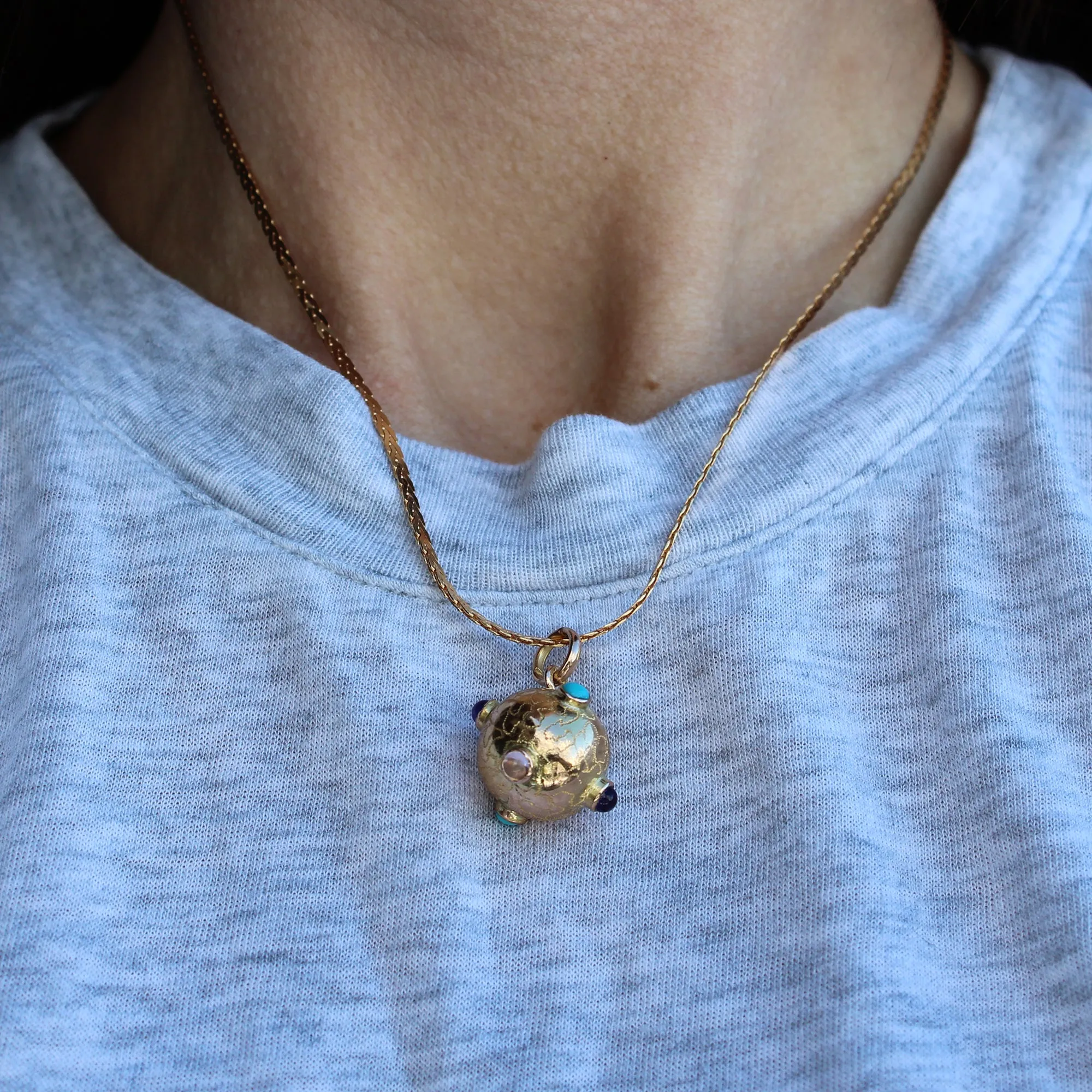 18k Gold   Multi Gem Sputnik Pendant