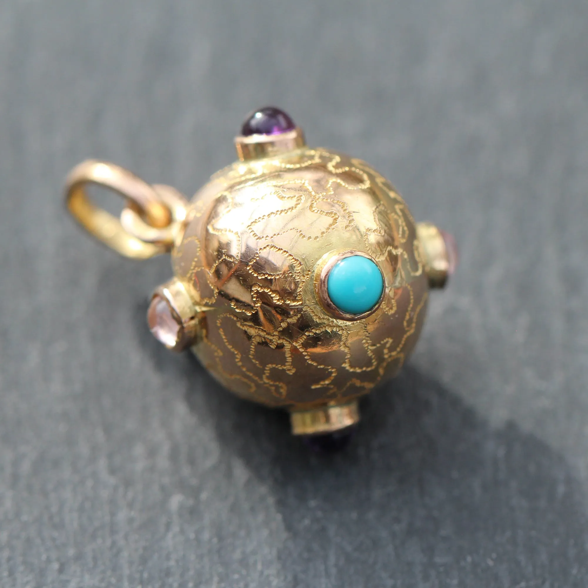 18k Gold   Multi Gem Sputnik Pendant