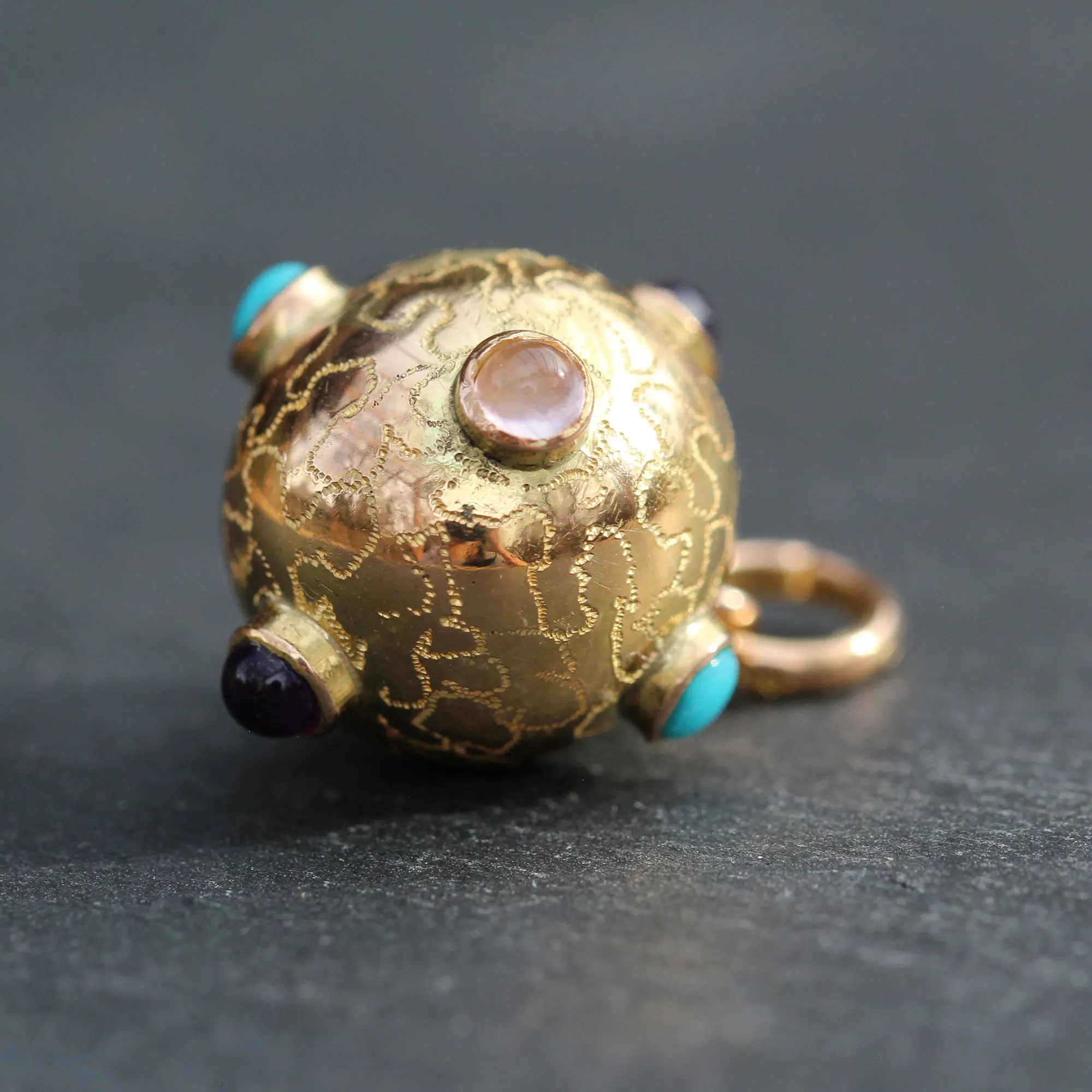 18k Gold   Multi Gem Sputnik Pendant