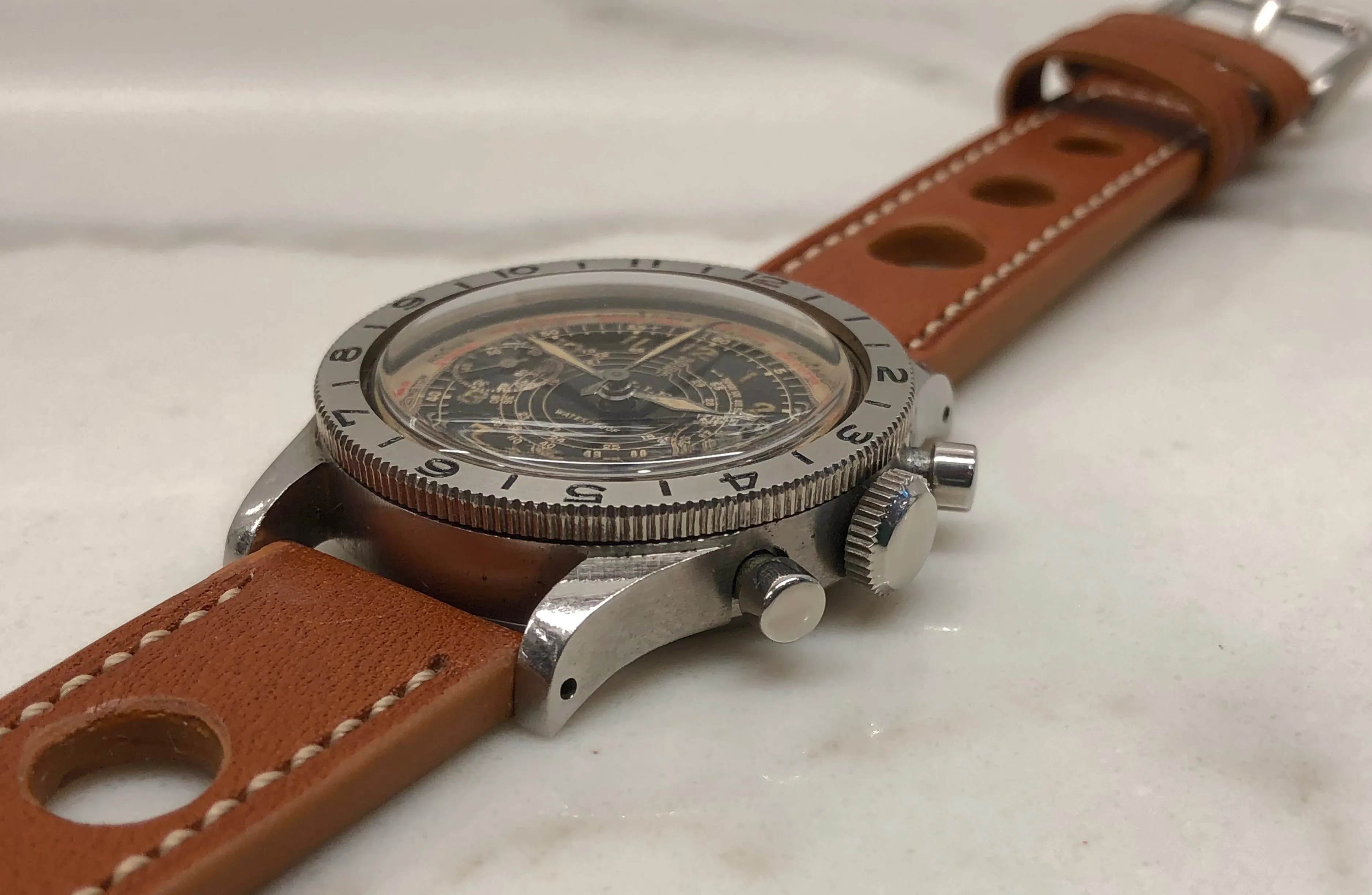 1940s Gallet Flying Officer Truman Black Dial Steel Clamshell Chronograph Valjoux 150 Wristwatch