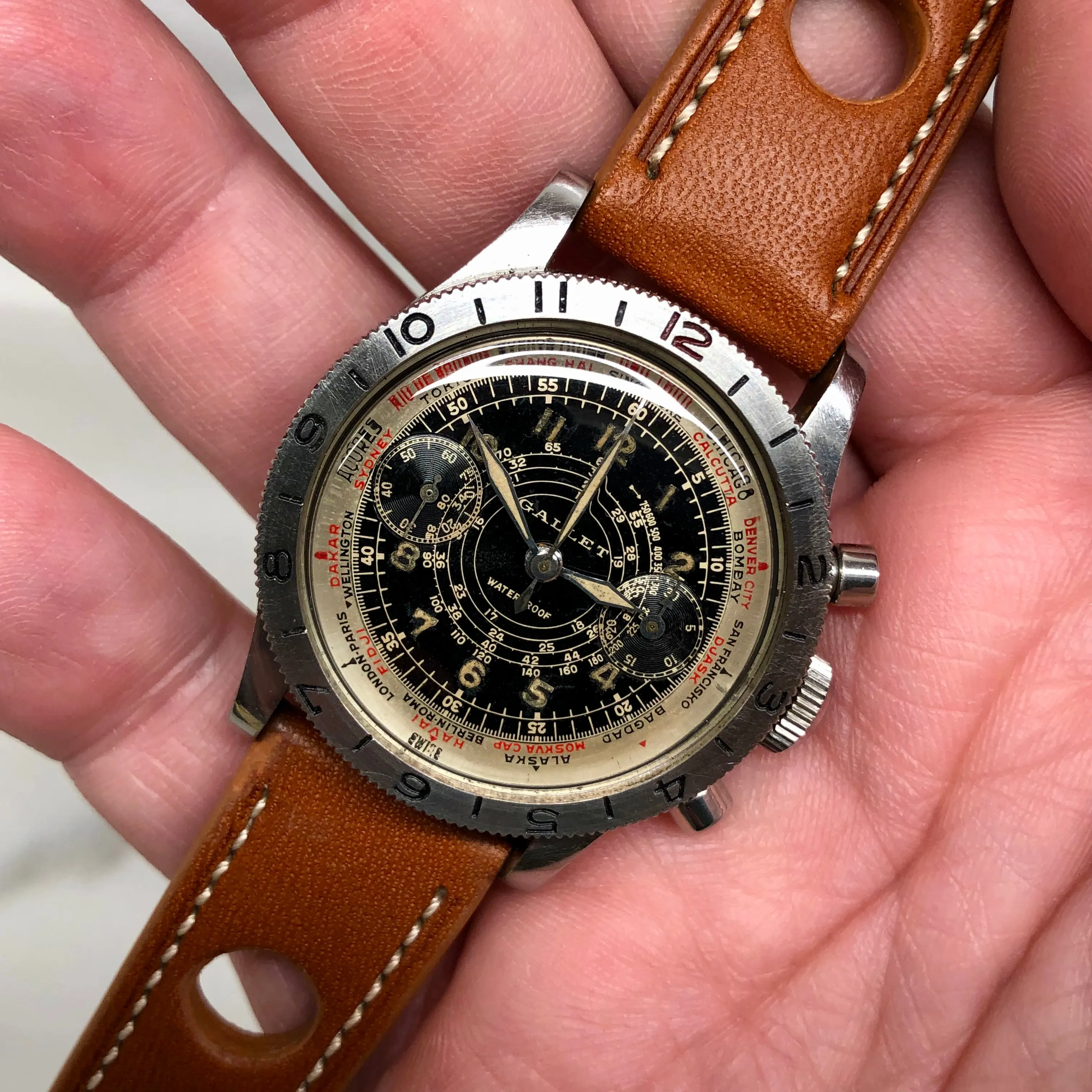 1940s Gallet Flying Officer Truman Black Dial Steel Clamshell Chronograph Valjoux 150 Wristwatch