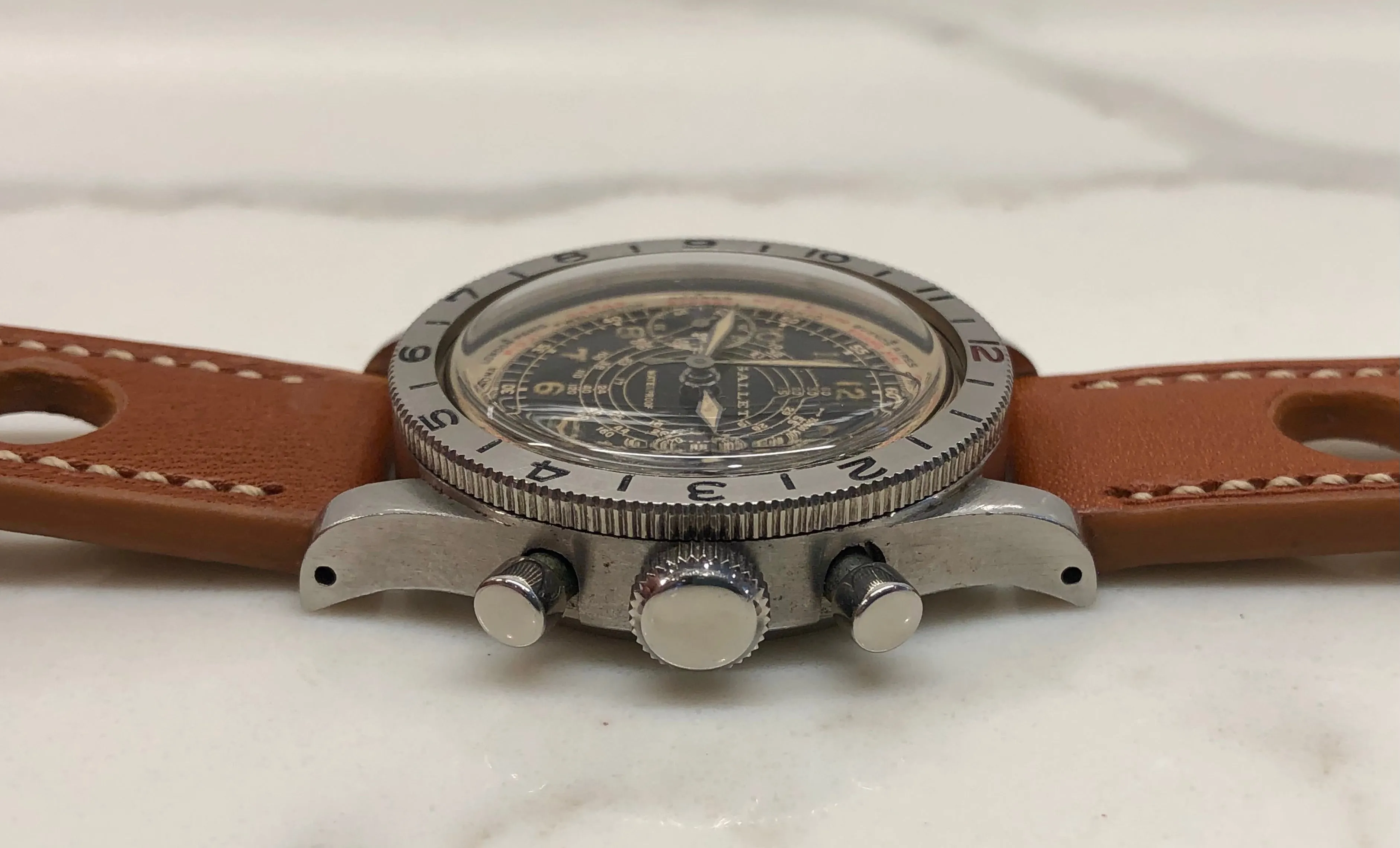 1940s Gallet Flying Officer Truman Black Dial Steel Clamshell Chronograph Valjoux 150 Wristwatch
