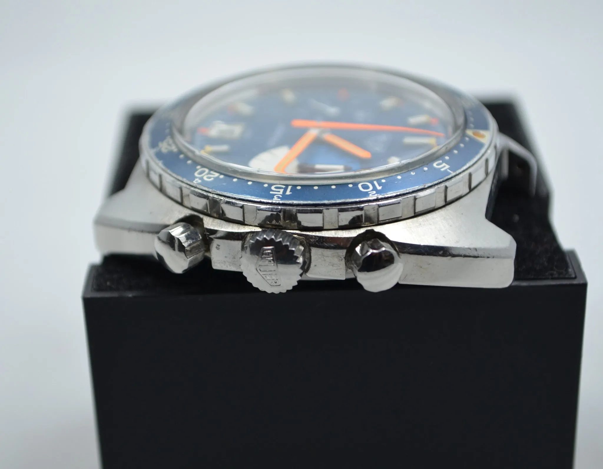 1970s Vintage Heuer Skipper 73463 Blue Steel Chronograph Valjoux 7734 Wristwatch