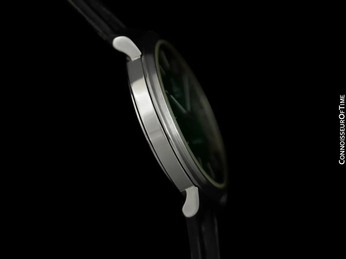1976 Omega Constellation Mens Vintage Quartz Accuset Watch with Green Vignette Dial - Stainless Steel