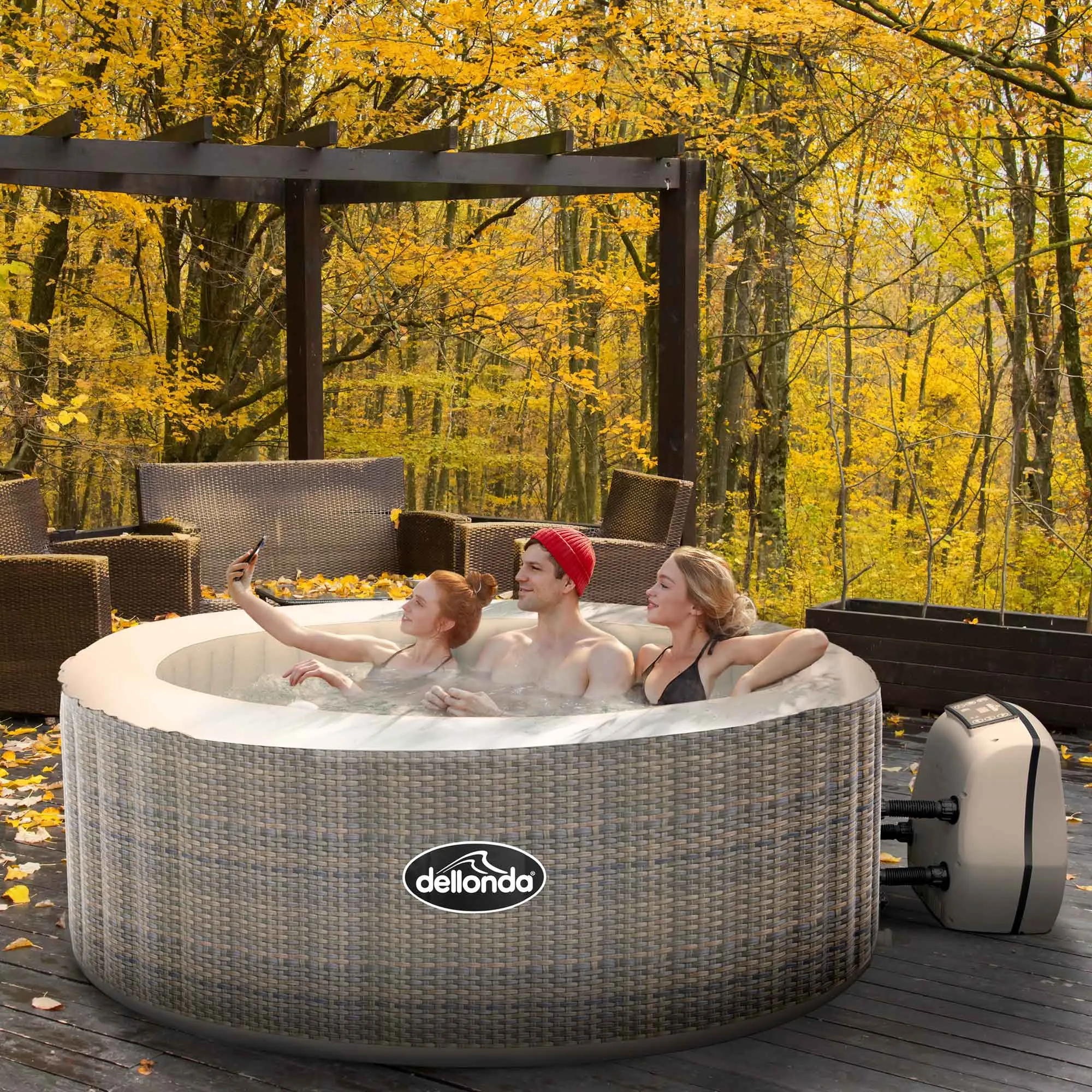 2-4 Person Inflatable Hot Tub Spa with Smart Pump and Accessory Kit - Rattan Effect - DL100
