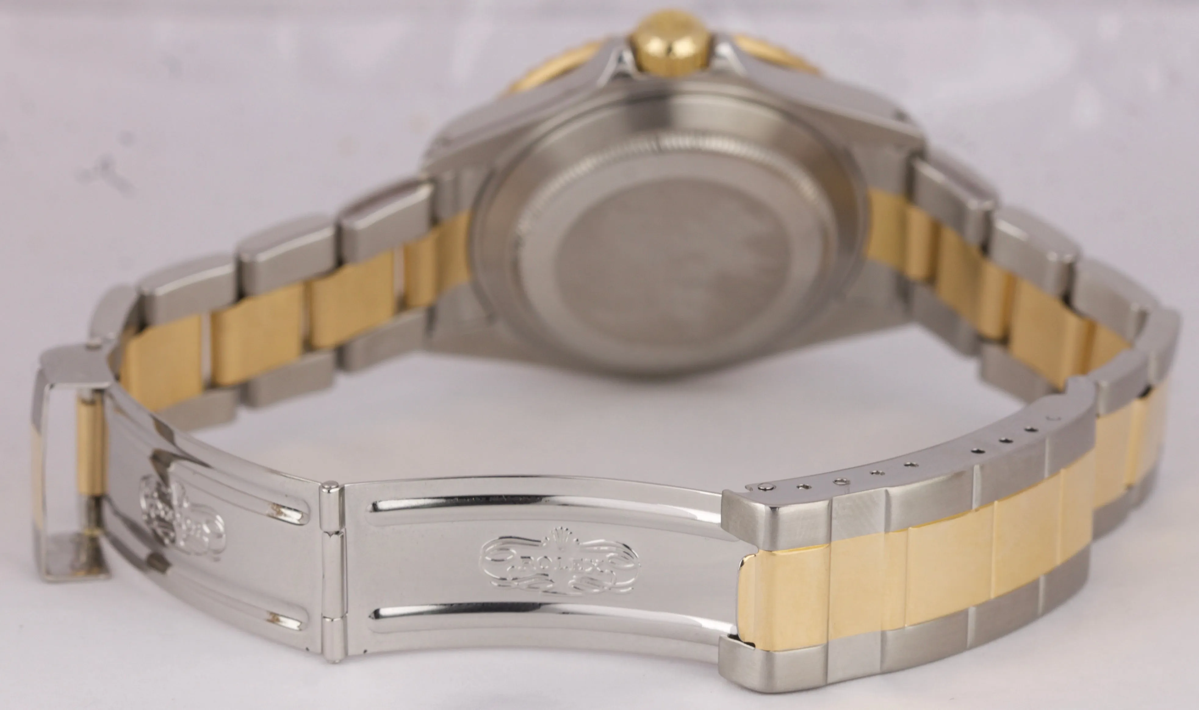 2000 Rolex Submariner Date 16613 Swiss Two-Tone Gold Stainless Blue Dive 40mm