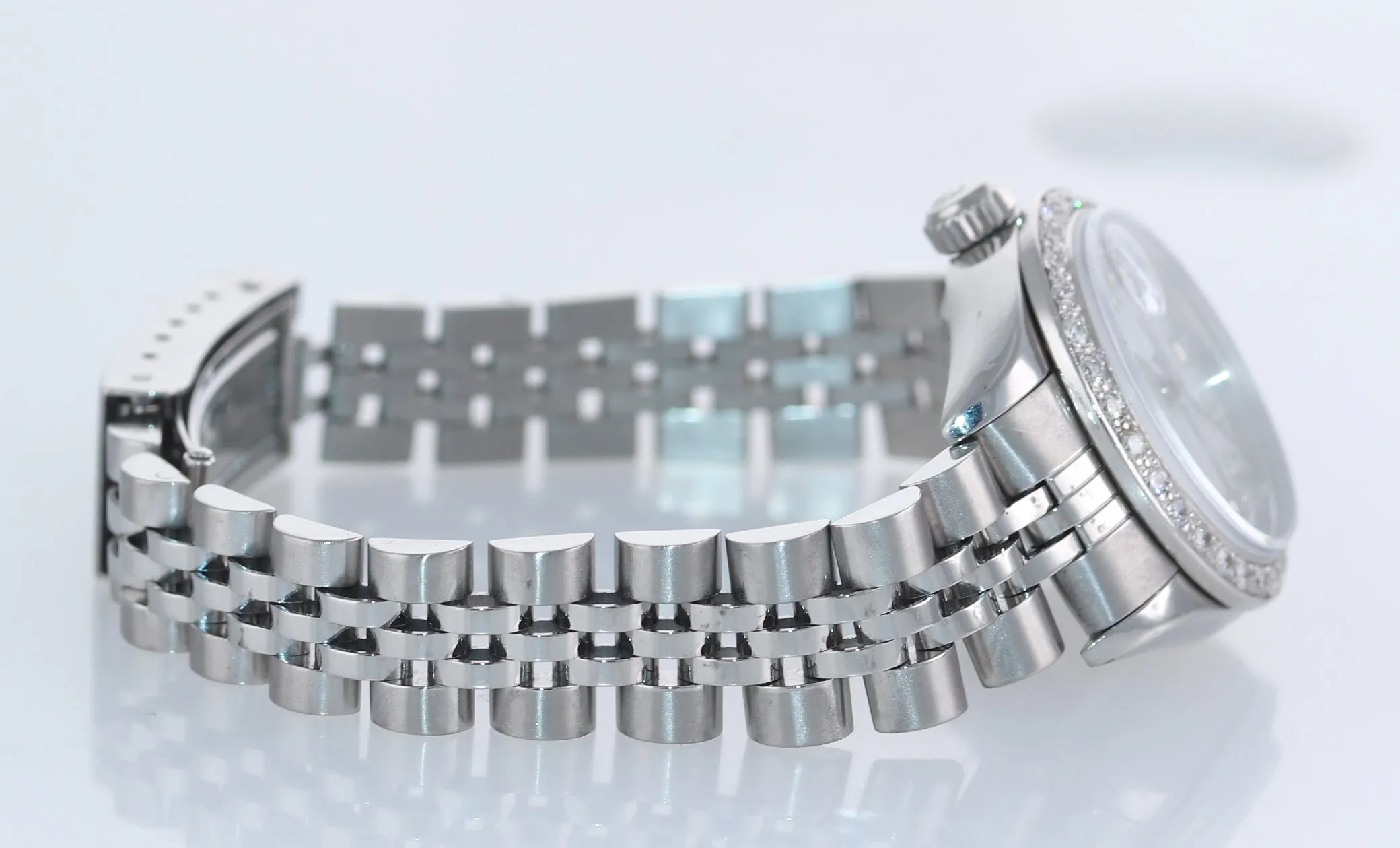 2004 Ladies Rolex DateJust 26mm MOP Diamond Fluted Bezel Steel Jubilee Watch