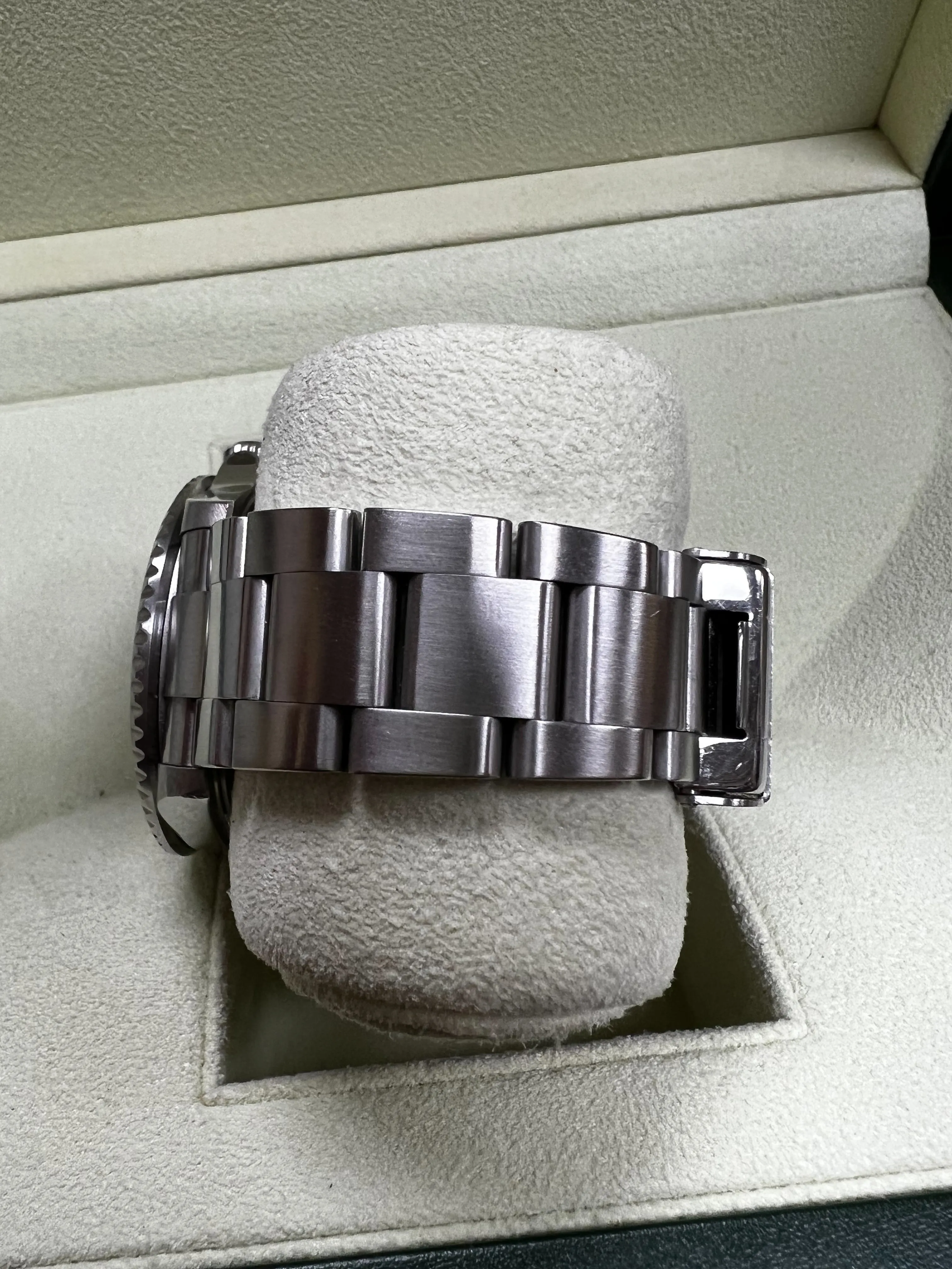 2008 REHAUT Rolex Submariner Date Stainless Pre-Ceramic Watch 16610 BOX PAPERS
