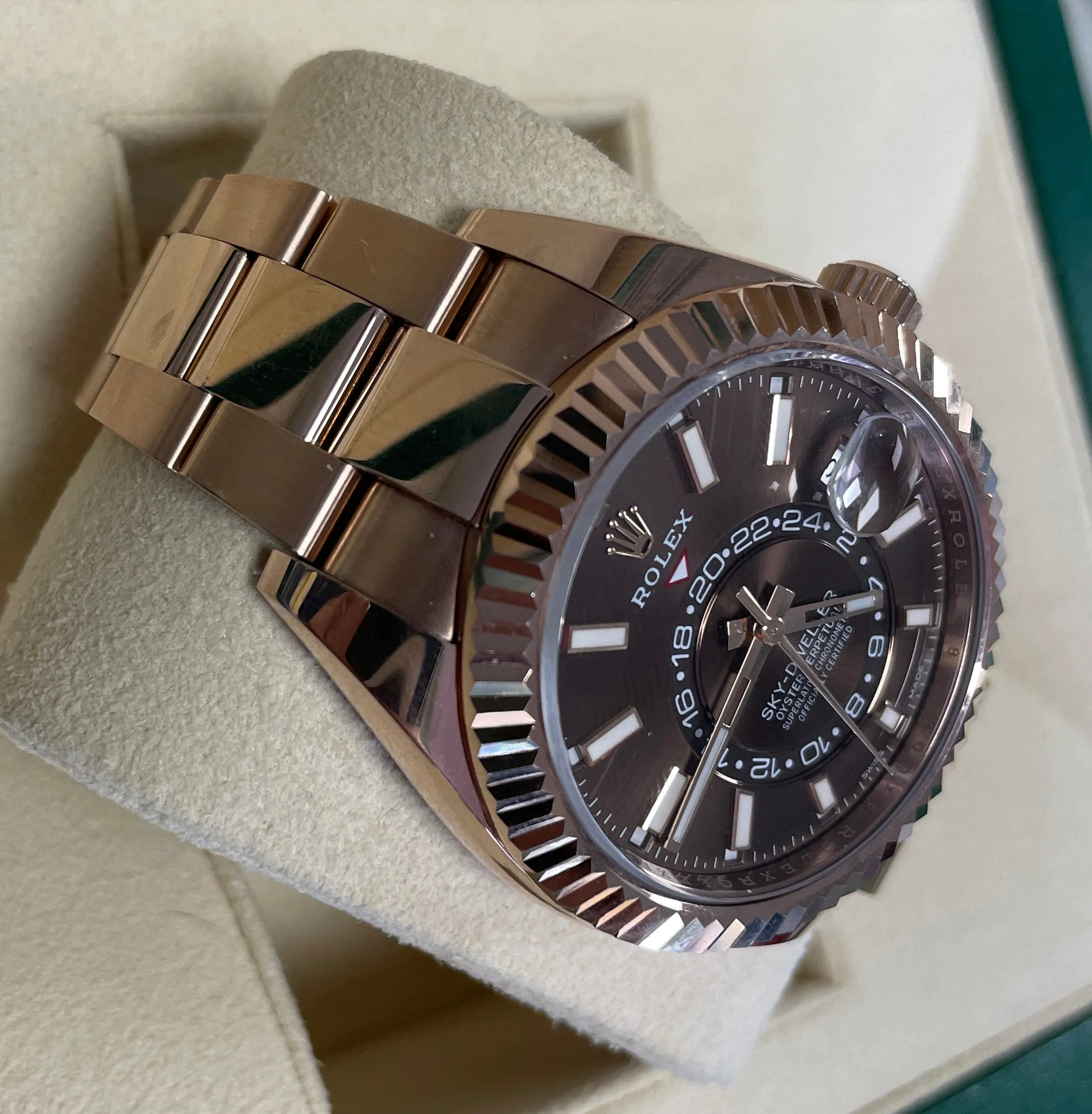2021 Rolex Sky-Dweller 42mm 18K Rose Gold Chocolate Index 326935 Watch B P