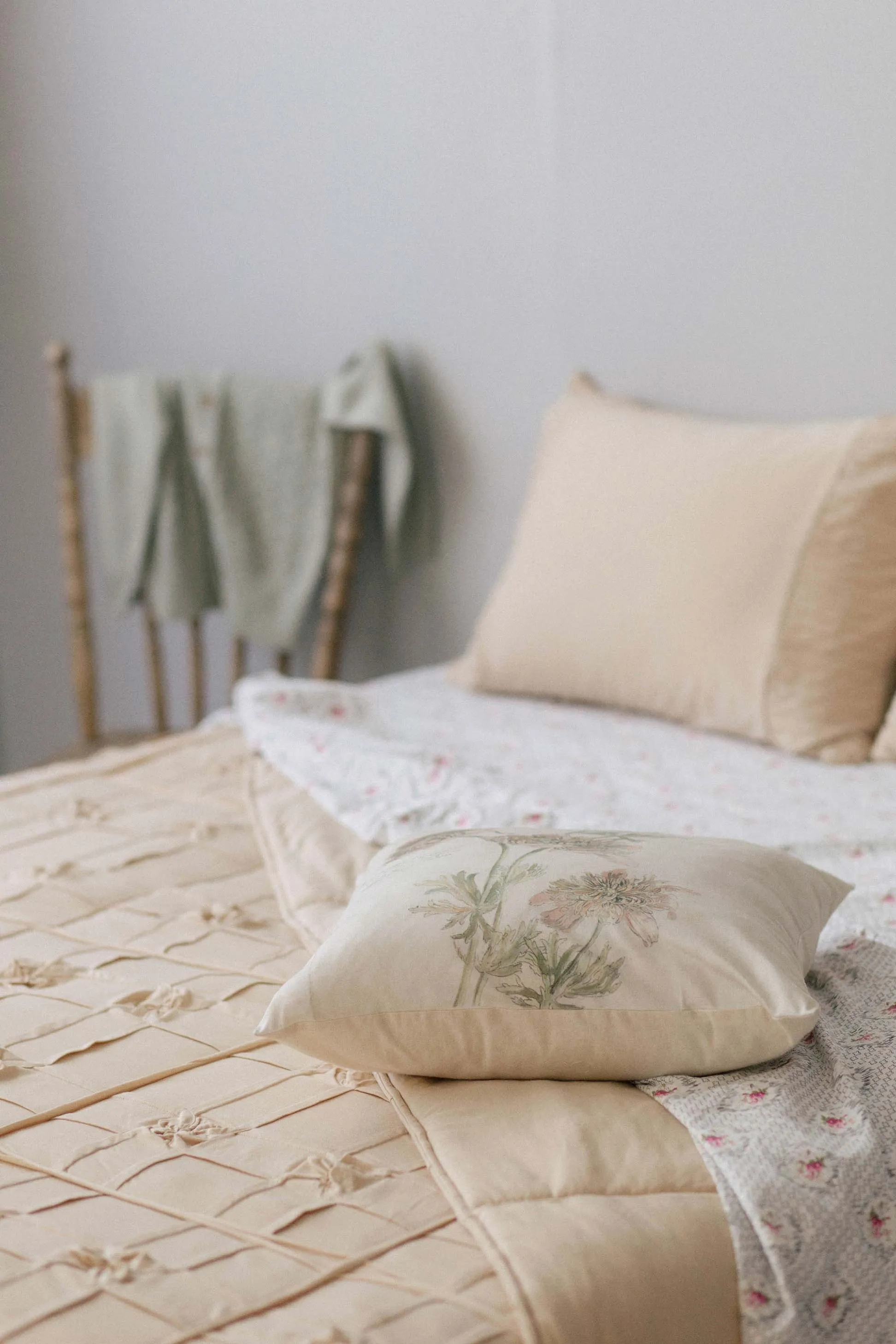 3 Branches with Flowers cushion cover *organic cotton