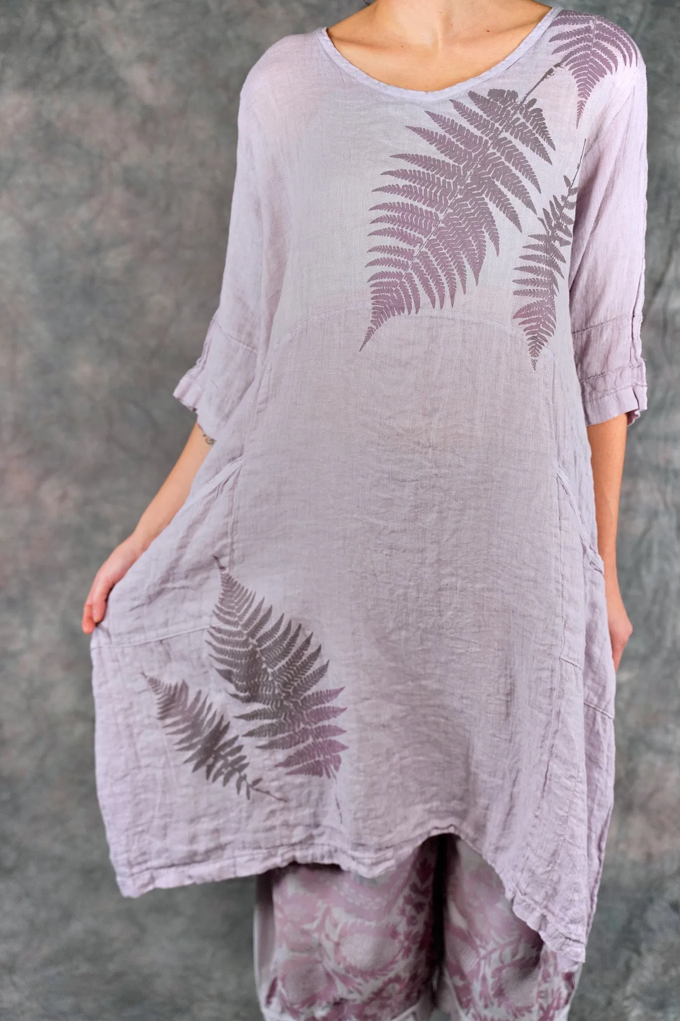 7114 Wave Dress Vintage Quartz-P