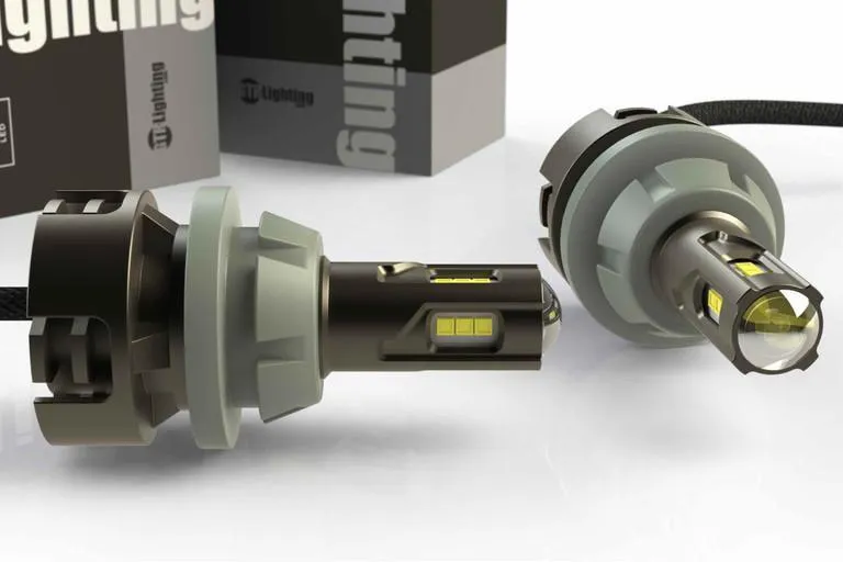 7440: GTR Lighting Ultra Reverse