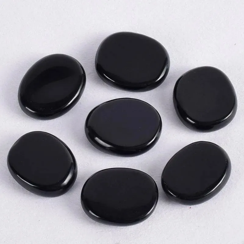 7pcs Flat Natural Crystal Palm Stone