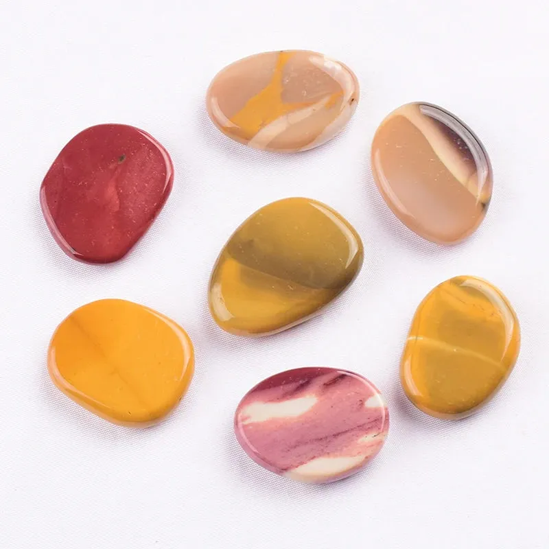 7pcs Flat Natural Crystal Palm Stone