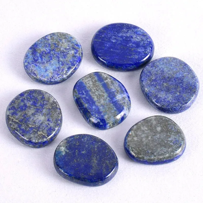 7pcs Flat Natural Crystal Palm Stone