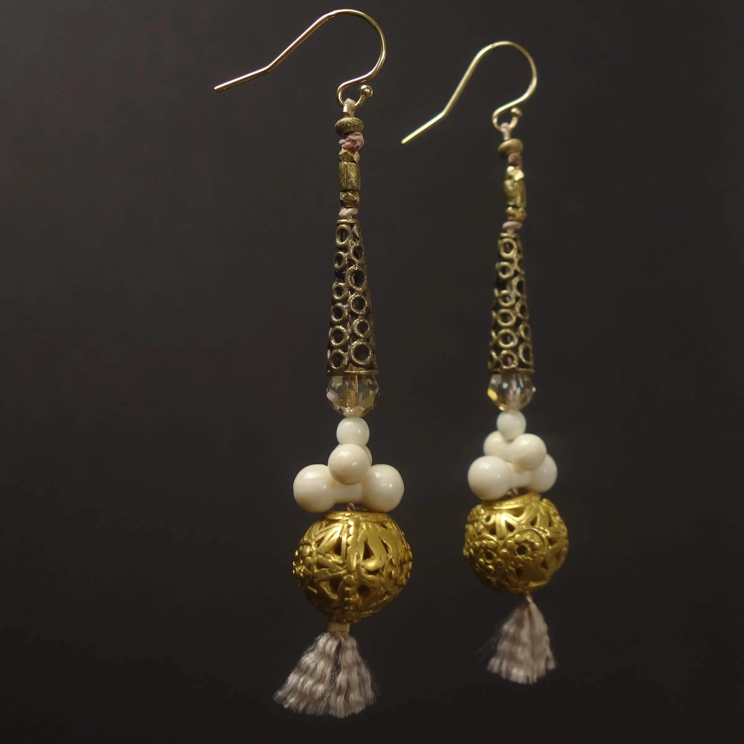 Afghani and Persian gold earrings: Silk Road