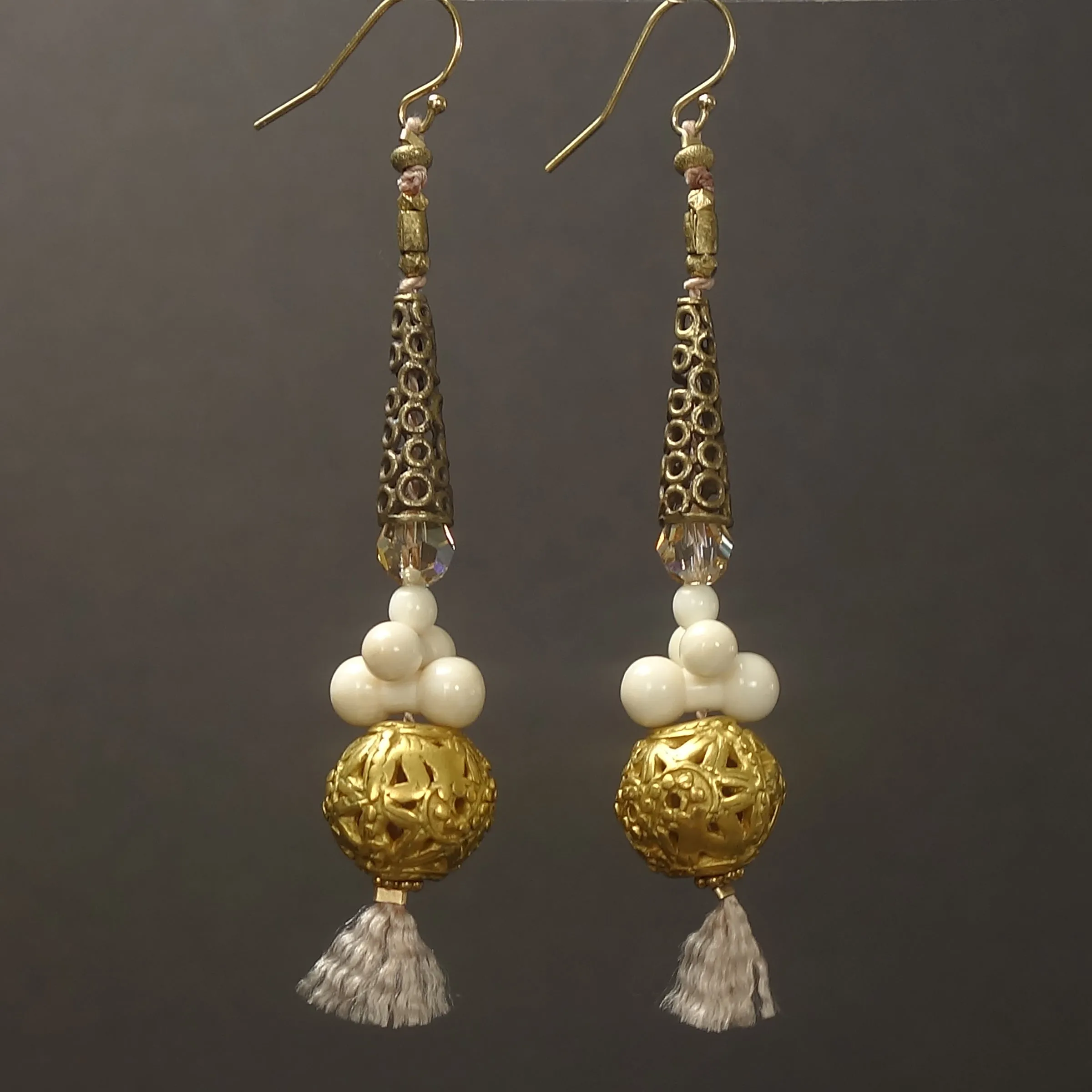 Afghani and Persian gold earrings: Silk Road