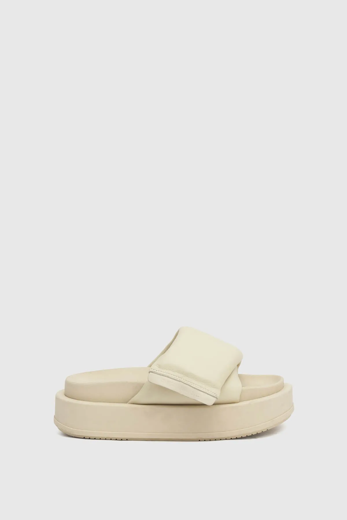 Alya Sandal