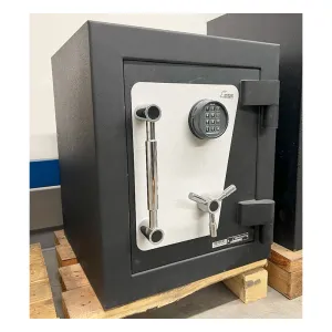 AMSEC CEV-1814 High Security Safe with Scratches