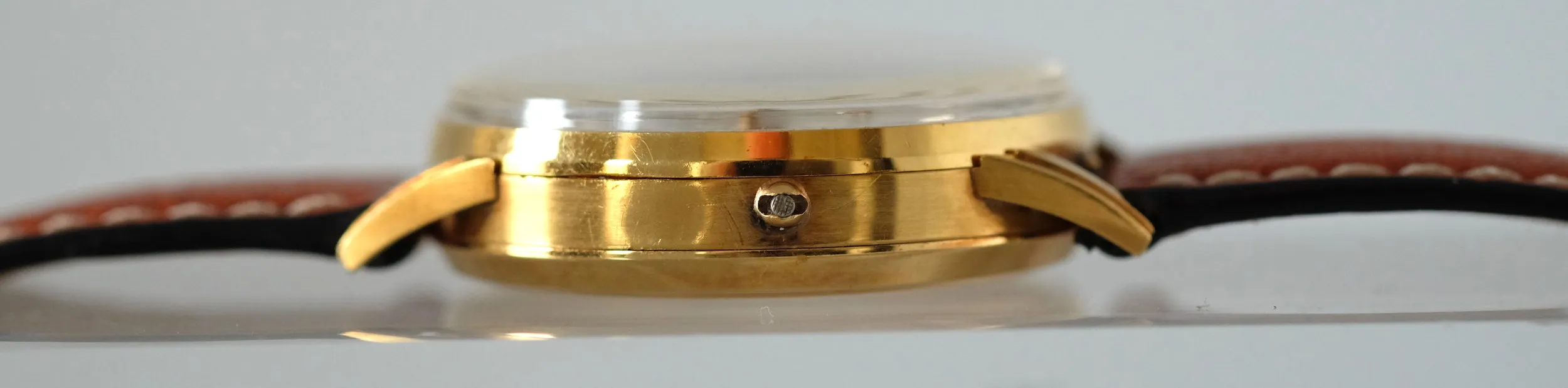 Angelus Chronodato Triple Date Chronograph in Gold