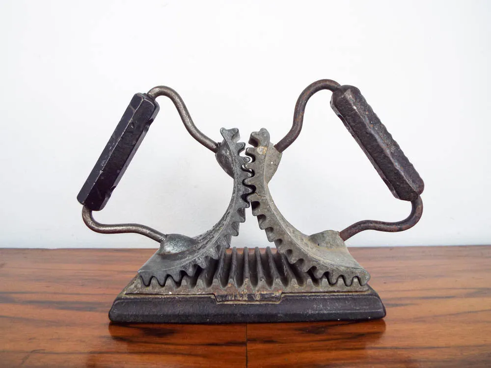 Antique Geneva Mechanical Hand Fluting Iron