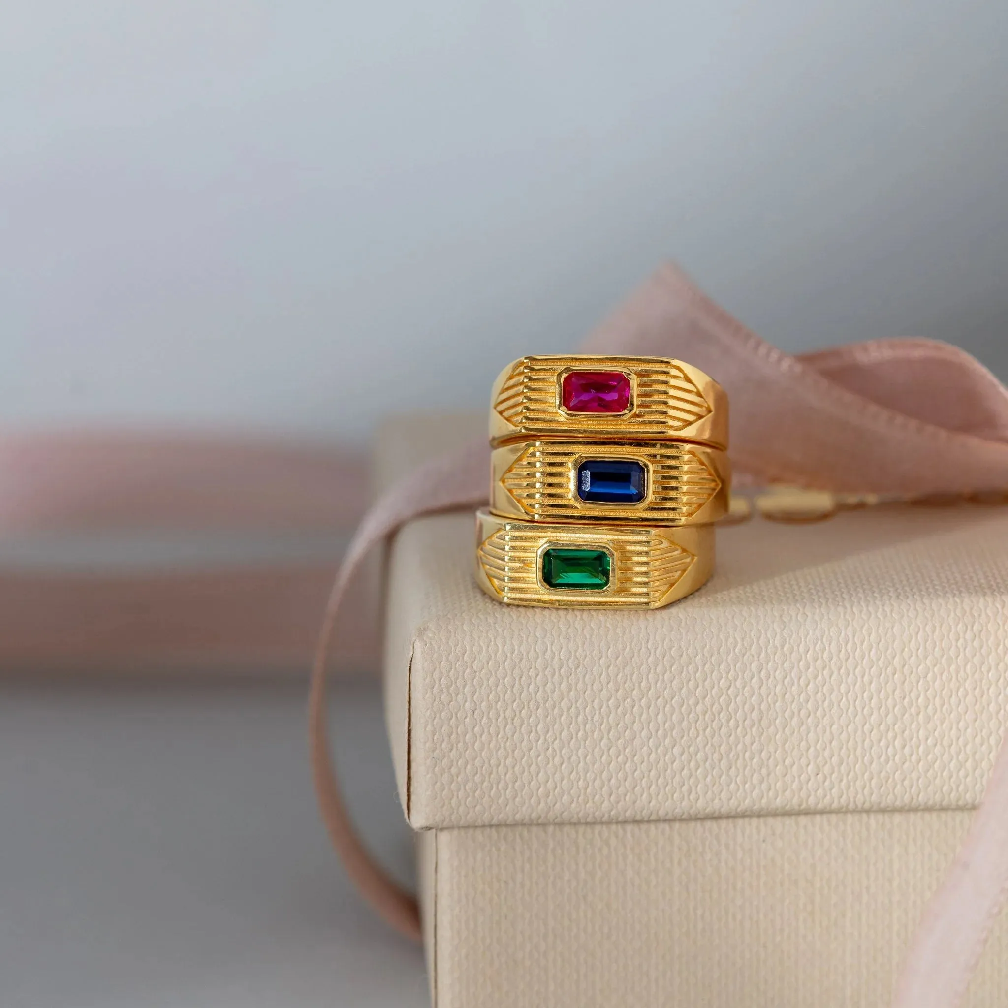 Astra Ring Fuchsia