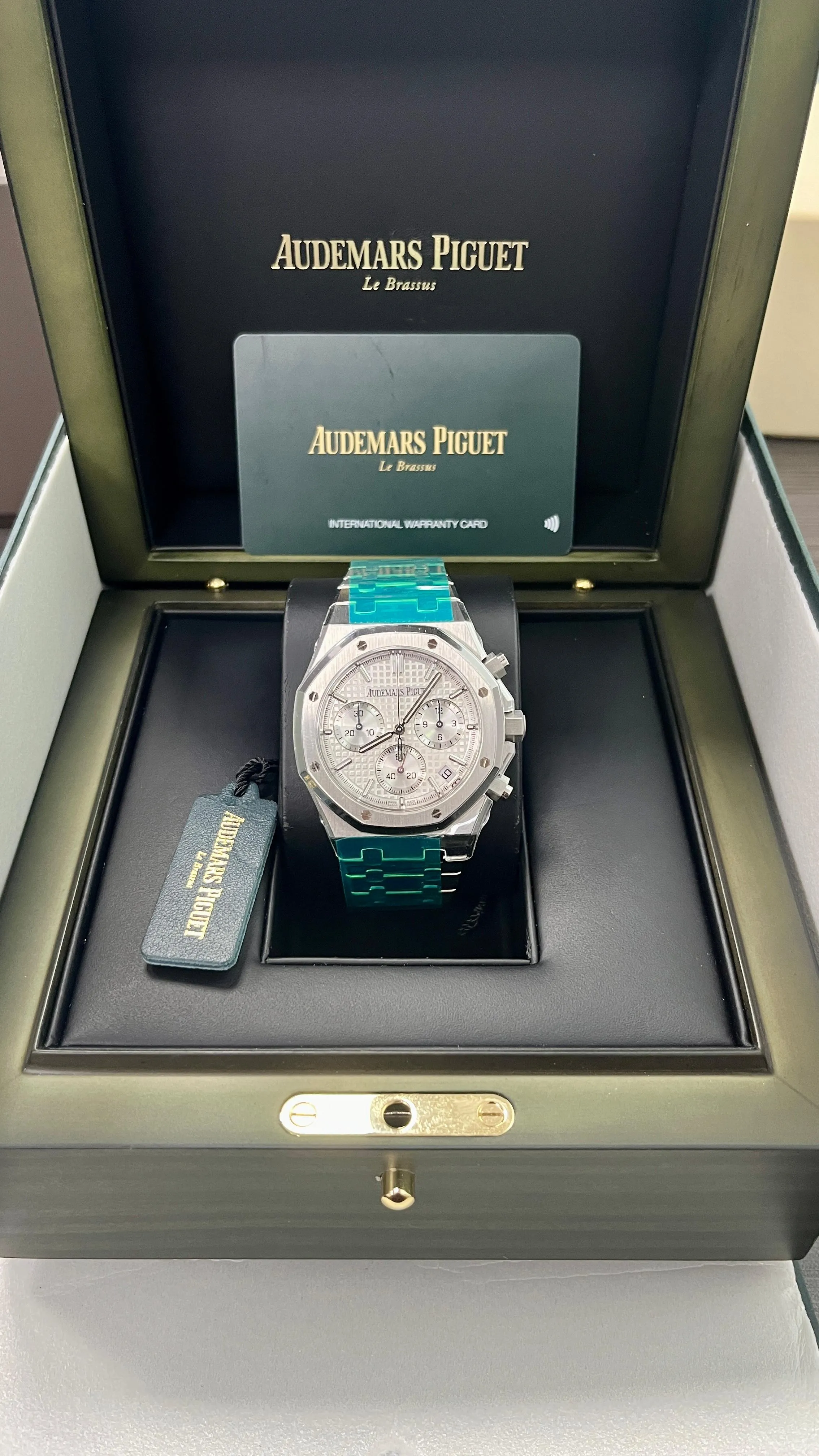 Audemars Piguet Royal Oak Chronograph 26240ST.OO.1320ST.07 White Dial (2024)