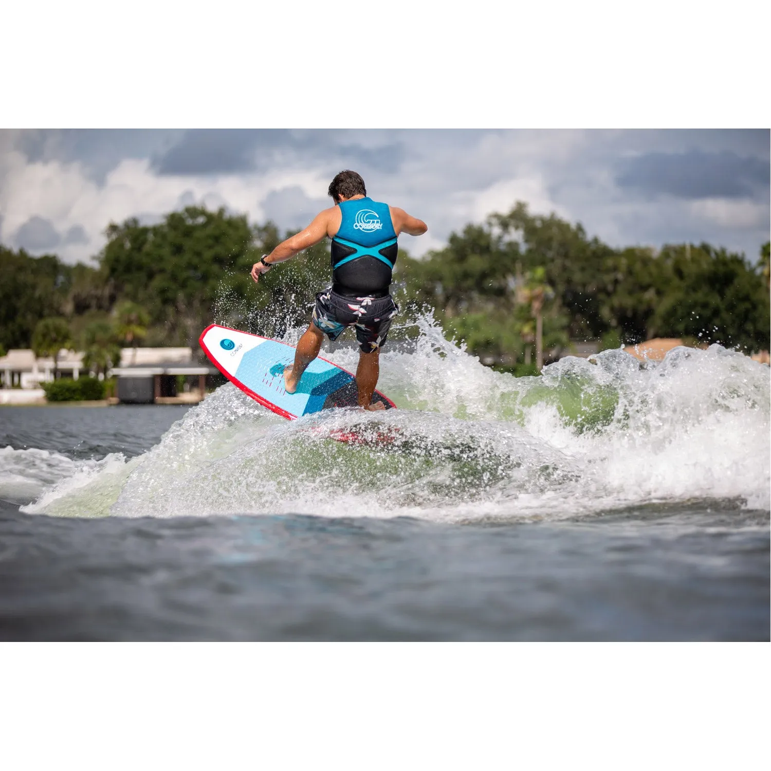 Bentley Wake Surf 2022