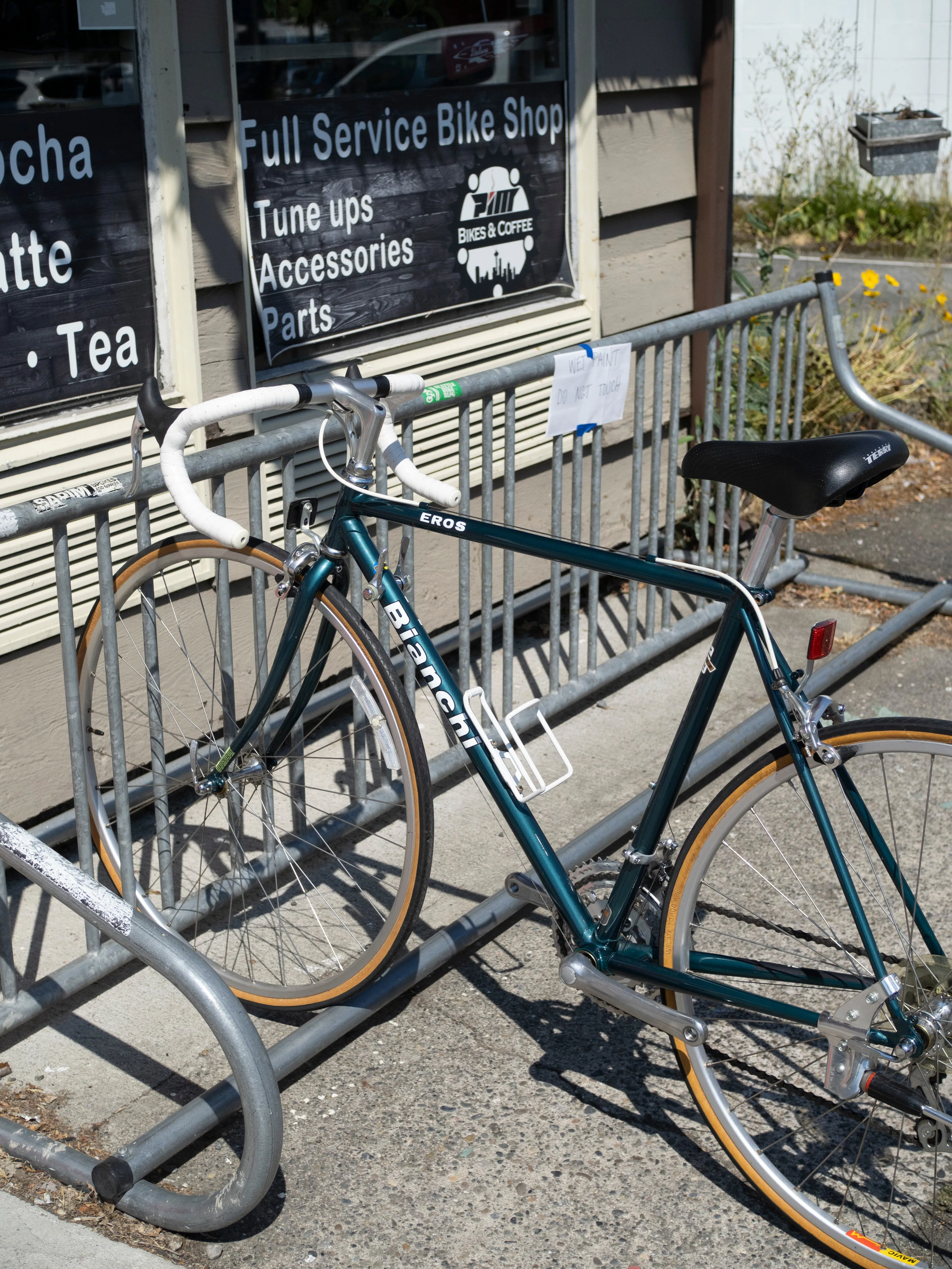 Bianchi Eros vintage road bike, 51cm/Medium, great condition, dark teal & white