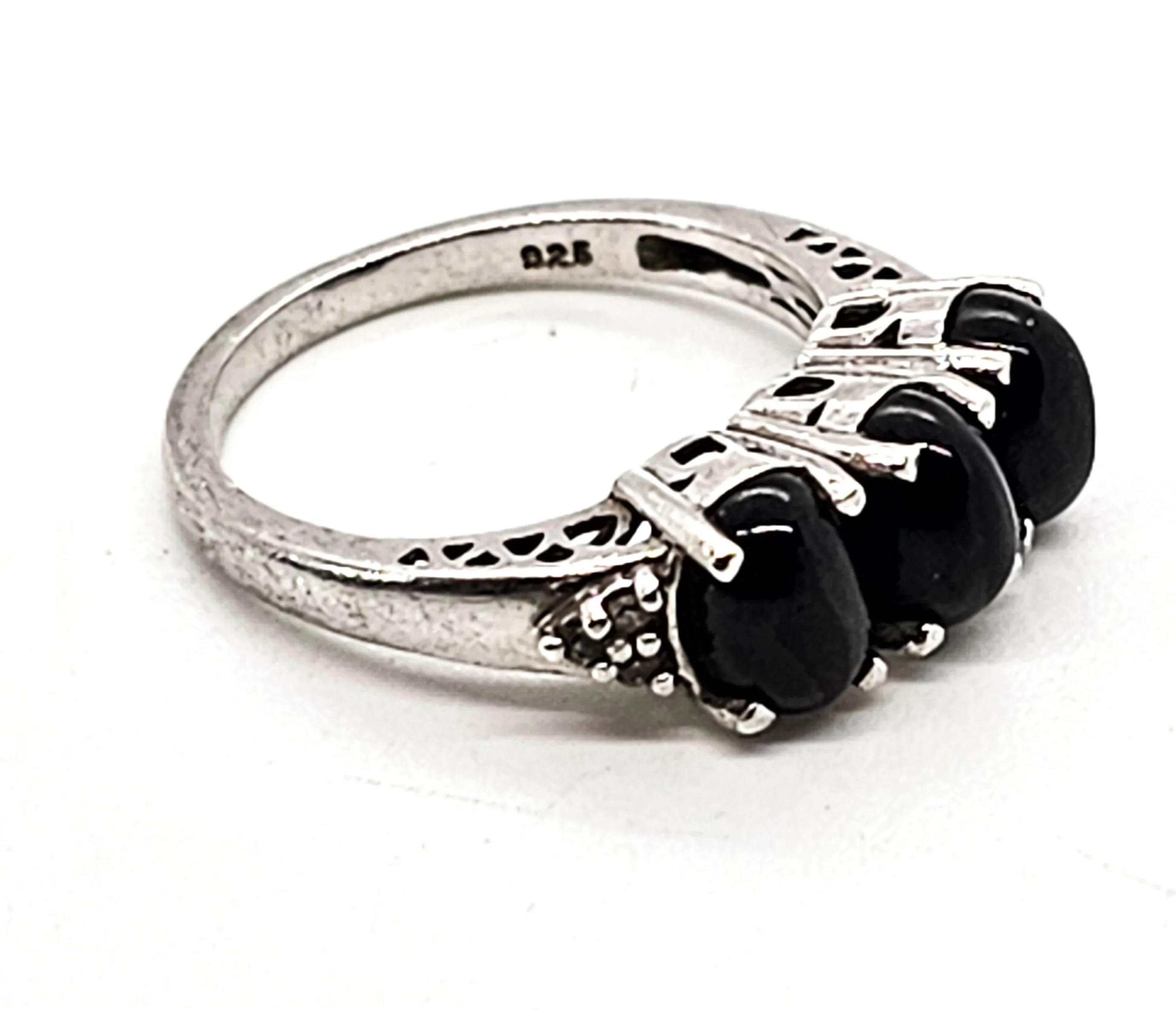 Black Cat's Eye and clear Quartz triple stone sterling silver ring size 7