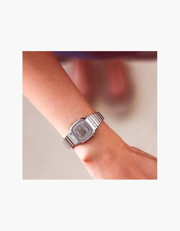 Black Friday Clássico: Relógio Vintage 2.0 Silver