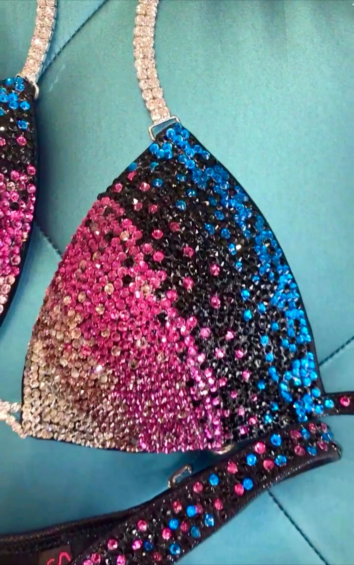 Black/Fuchsia Dazzling Ombre Figure Competition Suit