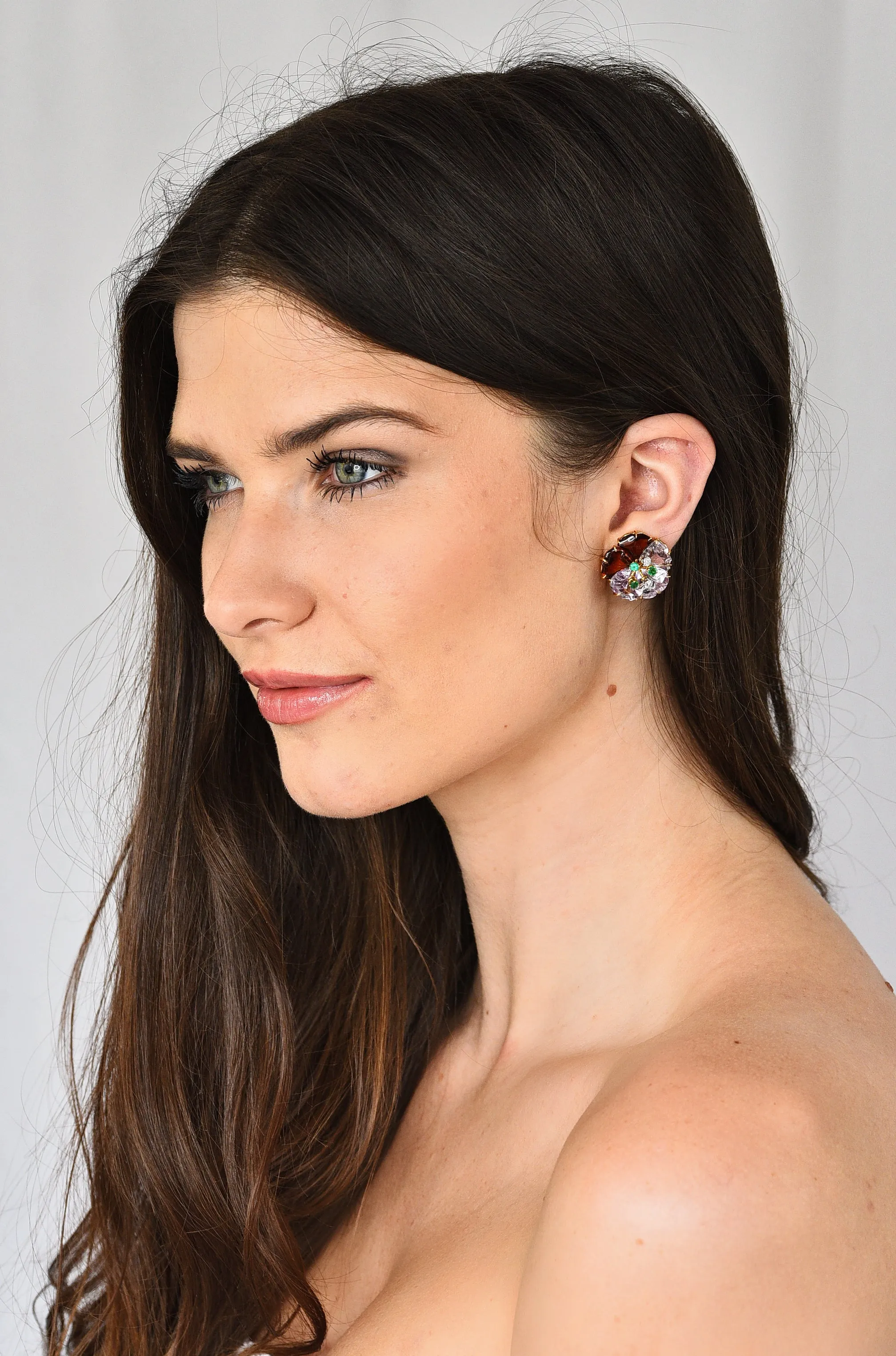 Boucheron Paris Diamond Emerald Citrine Amethyst 18 Karat Gold Flower Ear-Clip Earrings