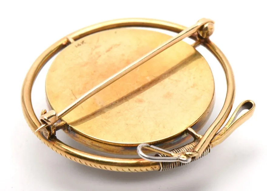 Brooch - Magnificent Estate English Springer Spaniel Reverse Carved Crystal Brooch Set in 14kt Yellow Gold