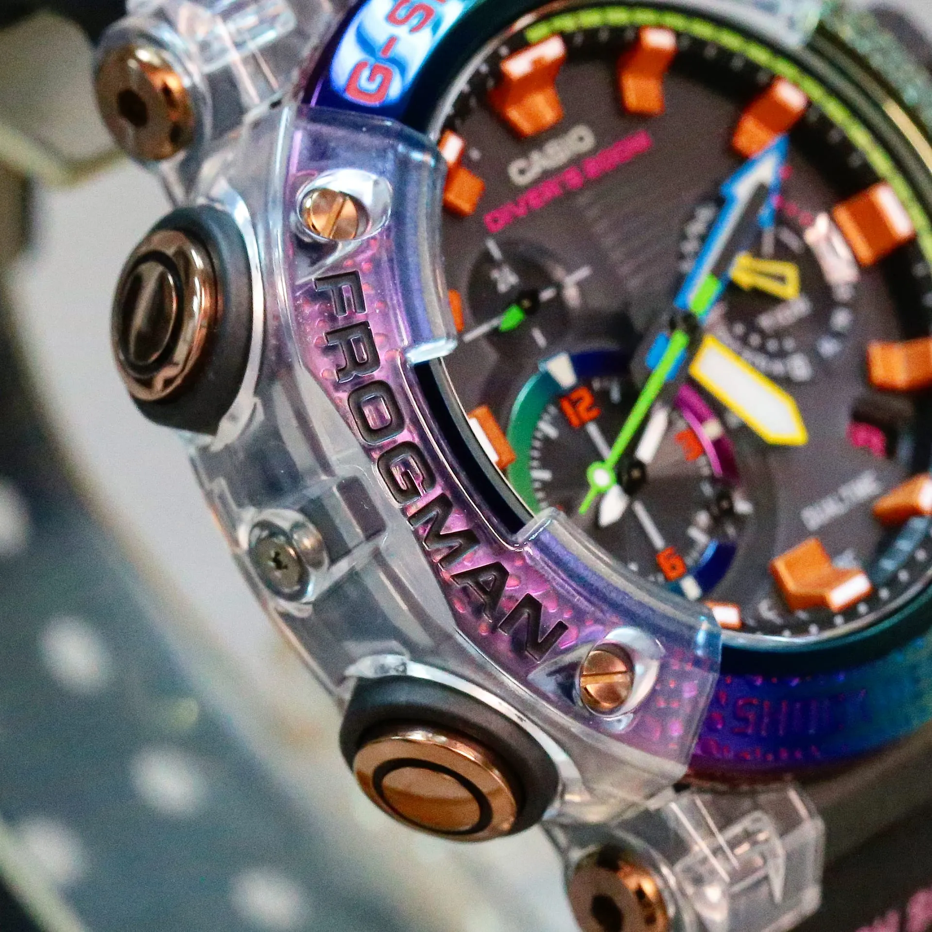 Casio G-Shock Master of G Analog Frogman ISO 200M Diver Rainbow-Toad GWF-A1000BRT-1AJR