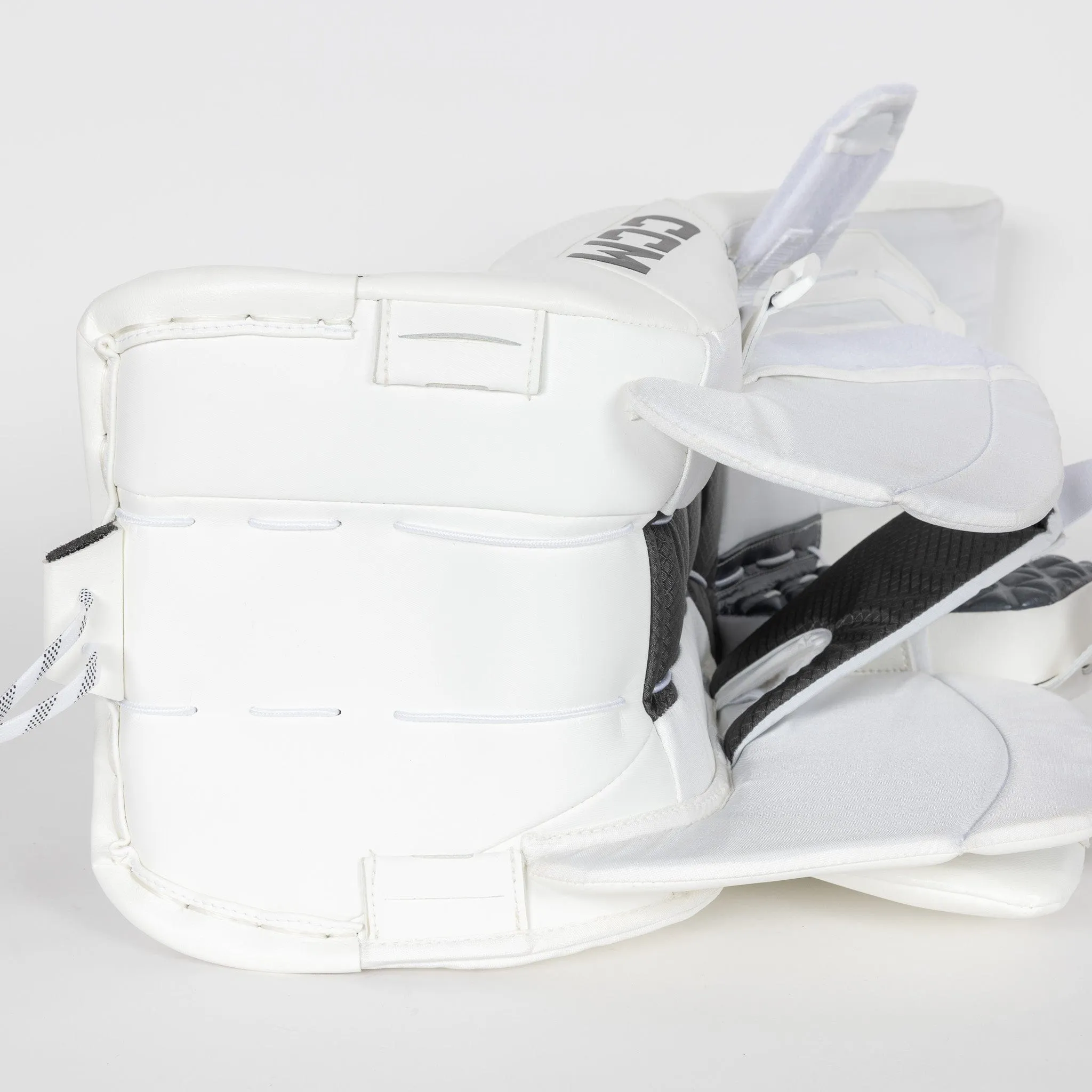 CCM Axis XF Intermediate Goalie Leg Pads
