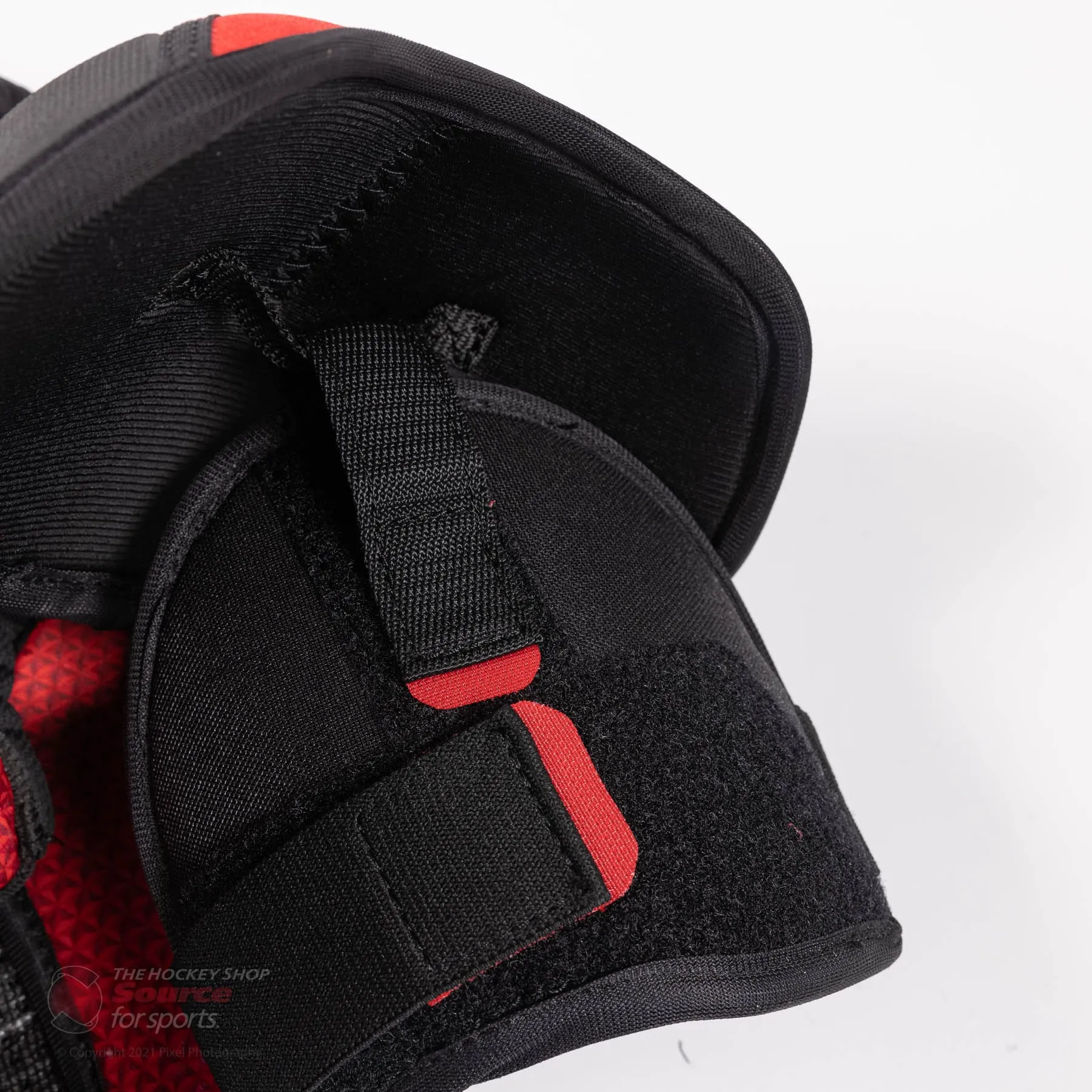 CCM Jetspeed FT4 Junior Hockey Shoulder Pads