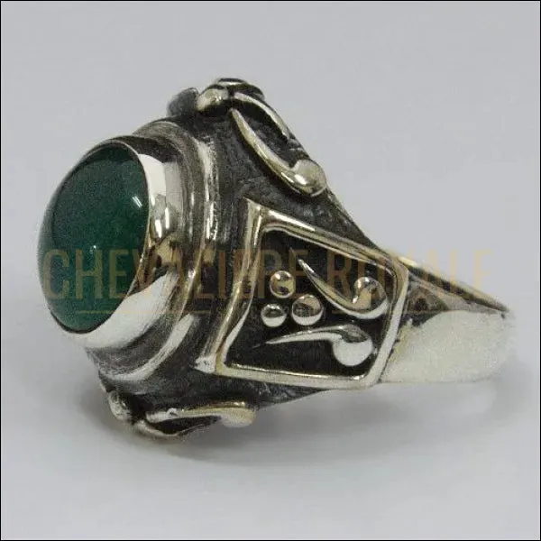Chevalière pour homme en argent avec la pierre de motivation