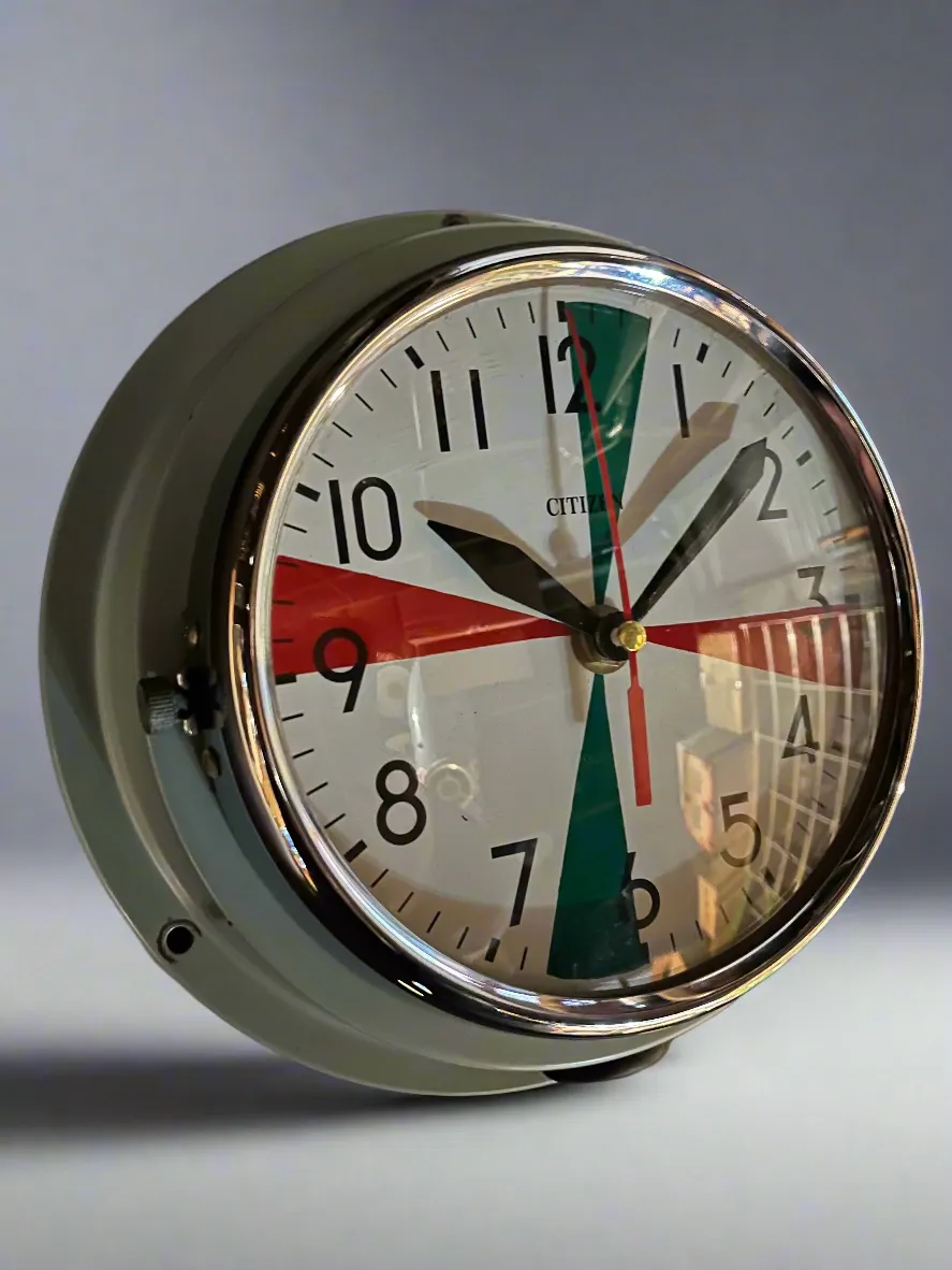 Citizen Maritime Radio Dial Green/Red Vintage Clock Original Marine Salvage