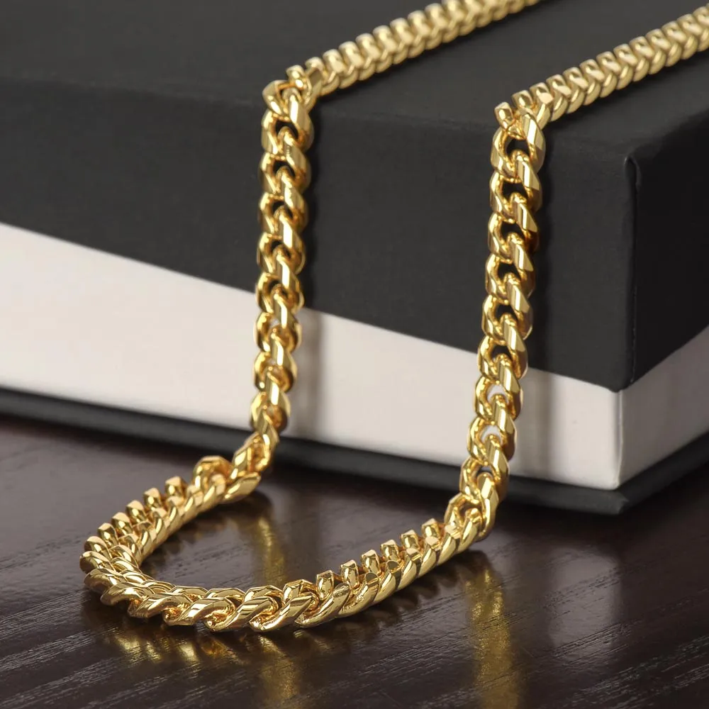 Classic Cuban Link Chain for Men – The Perfect Gift to Showcase Strength & Style